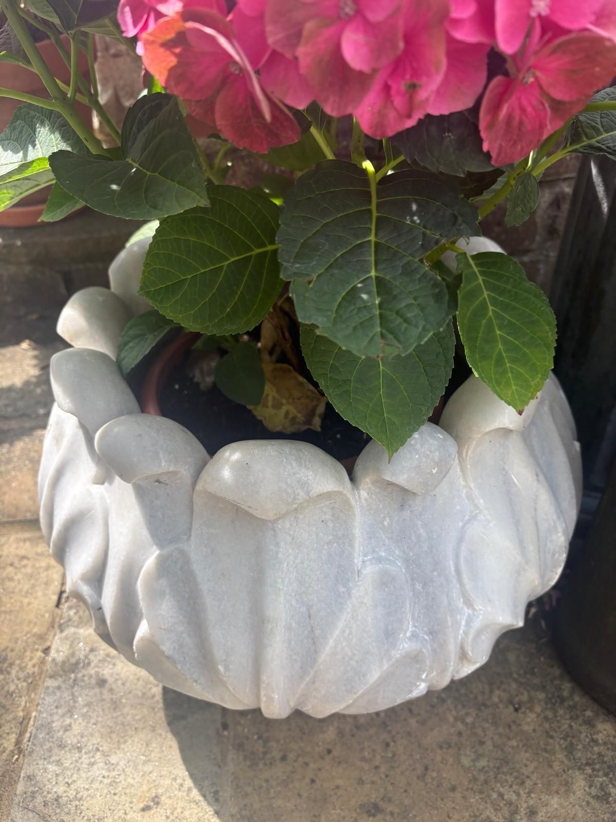 photo furniture Variety 20th Century Hand Carved  Marble Planters Leaf Pattern, Scalloped / Round Top