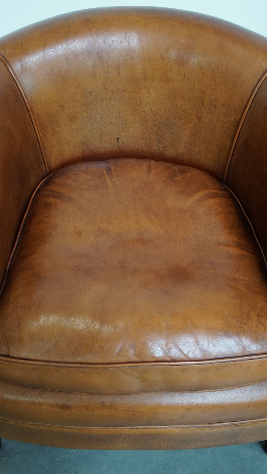 Mooie, Comfortabele Schapenvacht Club Fauteuil In Goede Staat Met Een Mooie Patina. photo buy