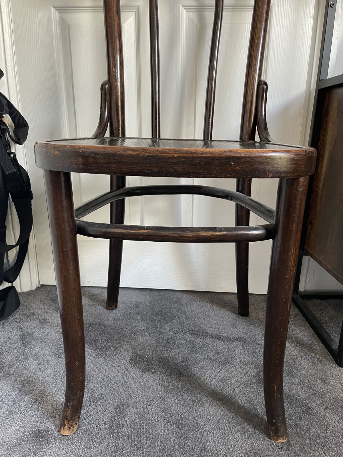 photo furniture Antique Bentwood Chair By Mundus And J&J Kohn