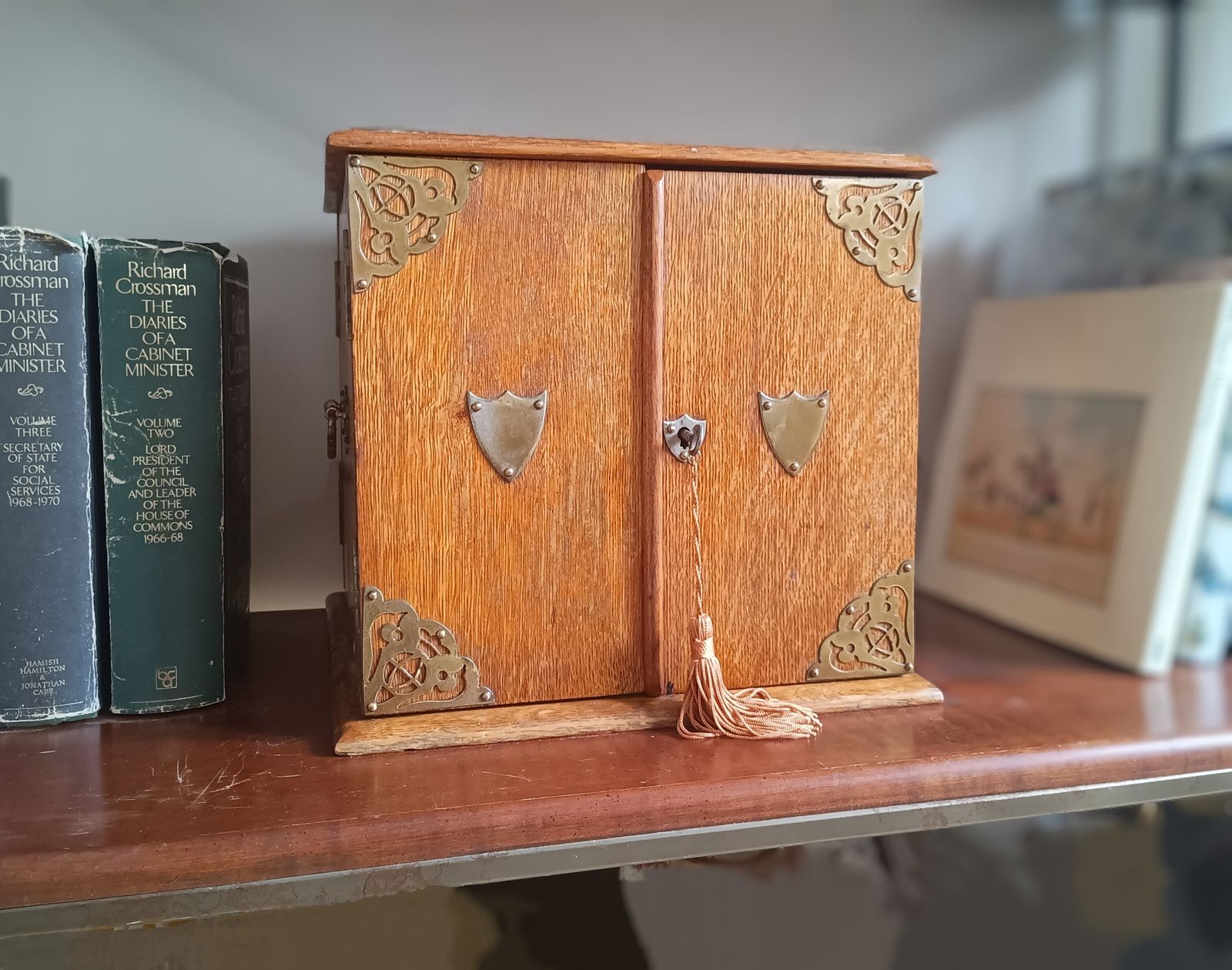 Rare Antique English Quarter Sawn Oak Gentlemans Smokers Cabinet Humidor With Hidden Whisky Compartment