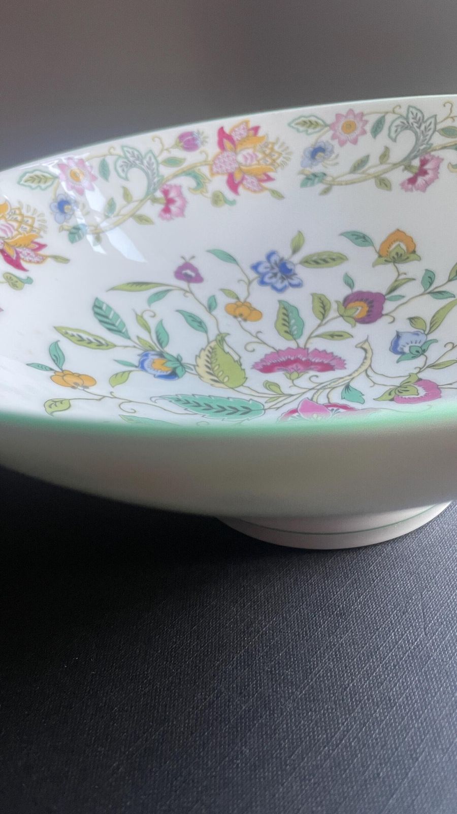 Minton Haddon Hall Large Serving/Fruit/Vegetable Bowl. photo 65.0