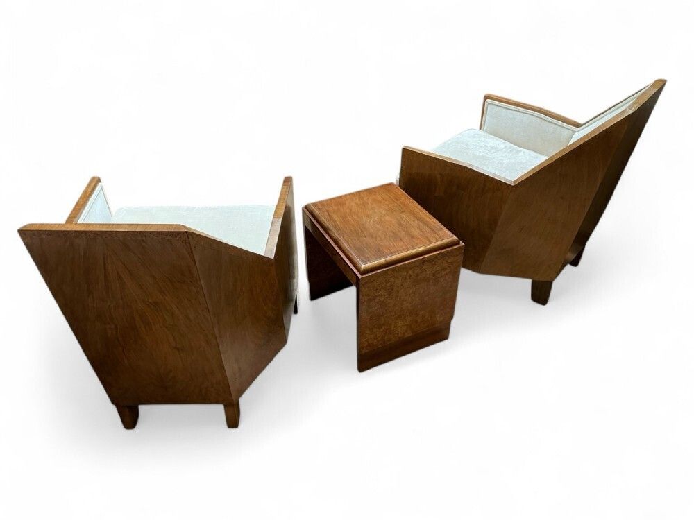 photo vinterior Art Deco Side Table
