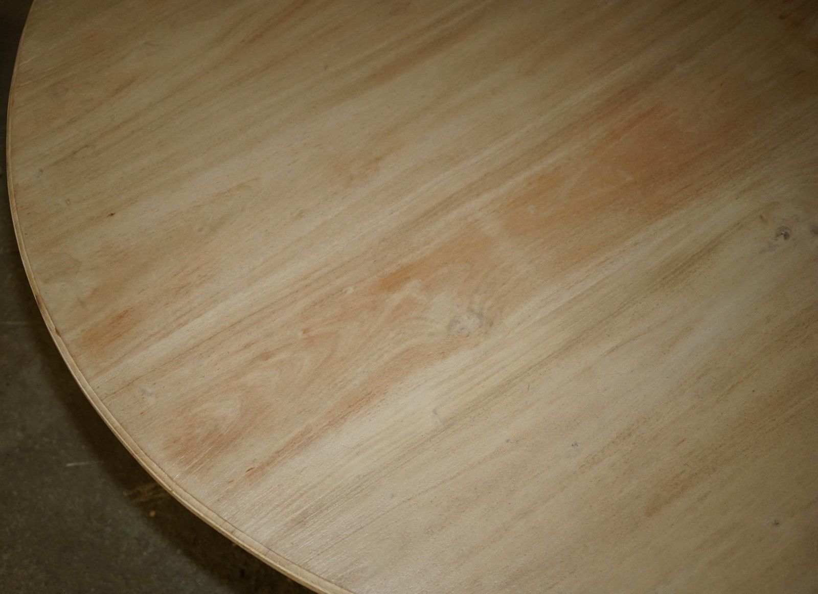 Large Antique Mahogany Limed Round Dining Table Seats Upto Six People Well photo vintage