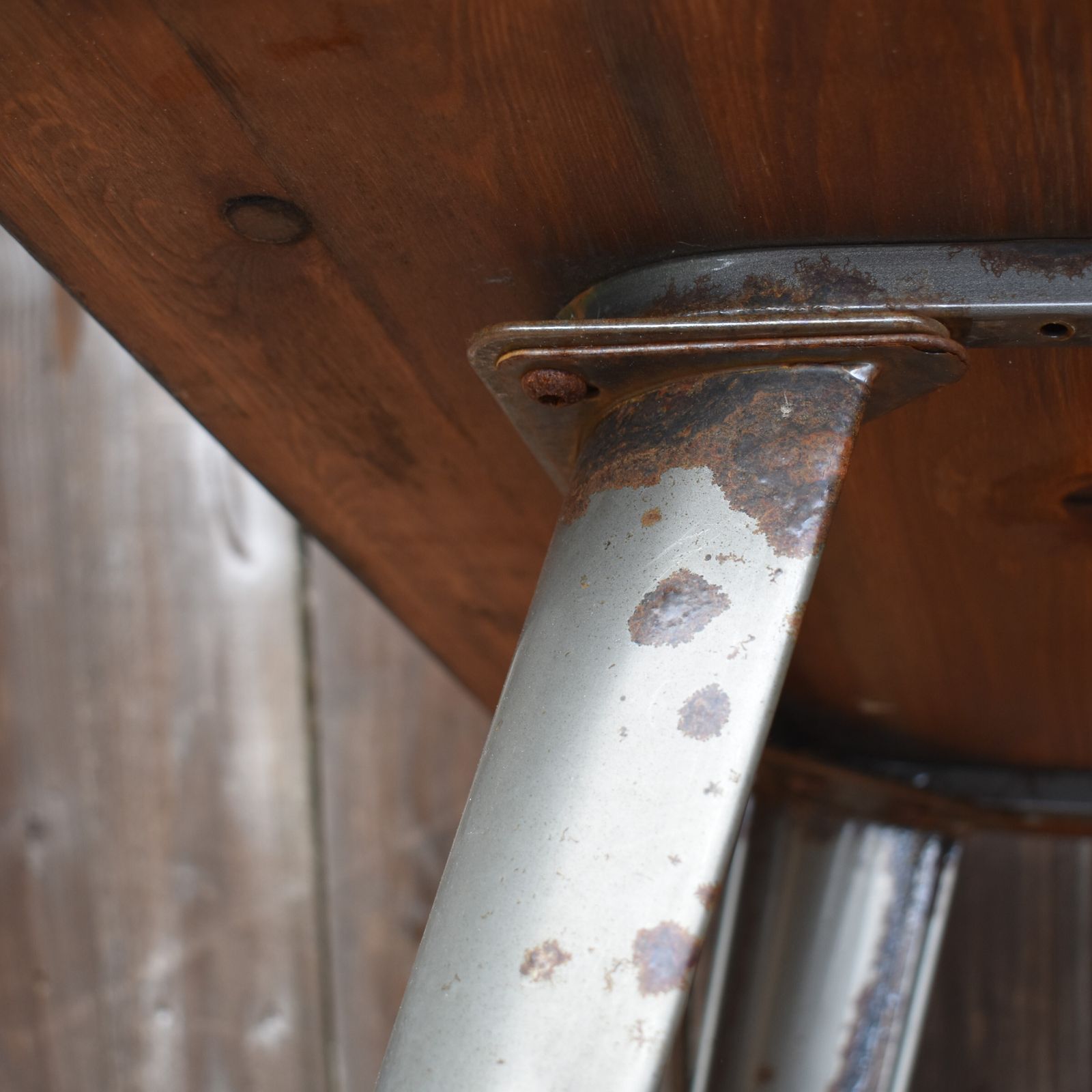 photo furniture Vintage Industrial Tolix Style Metal Wooden Bistro Console Side Table Desk