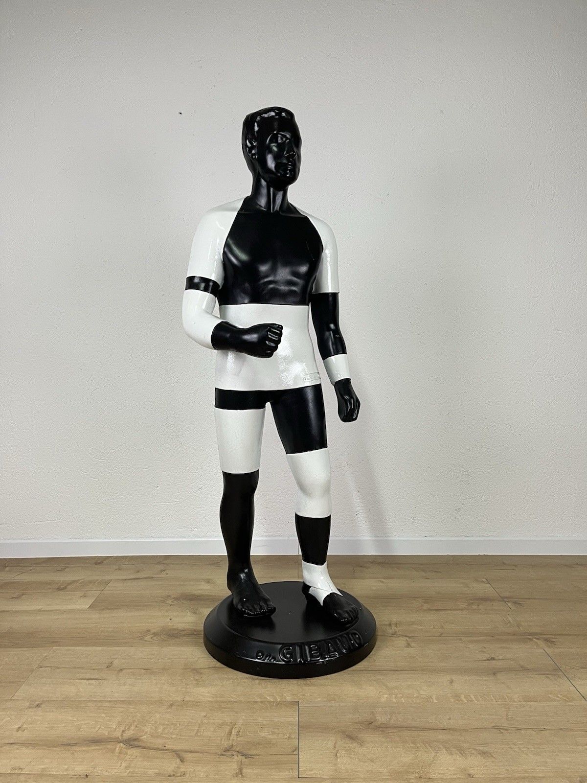 DR. Gibaud 80’s Vintage Design Advertising Mannequin photo furniture