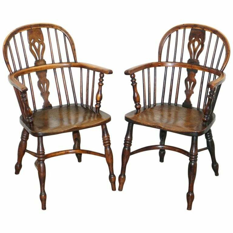 Pair Of Burr Yew Wood & Elm Windsor Armchairs Circa 1860 English Country House