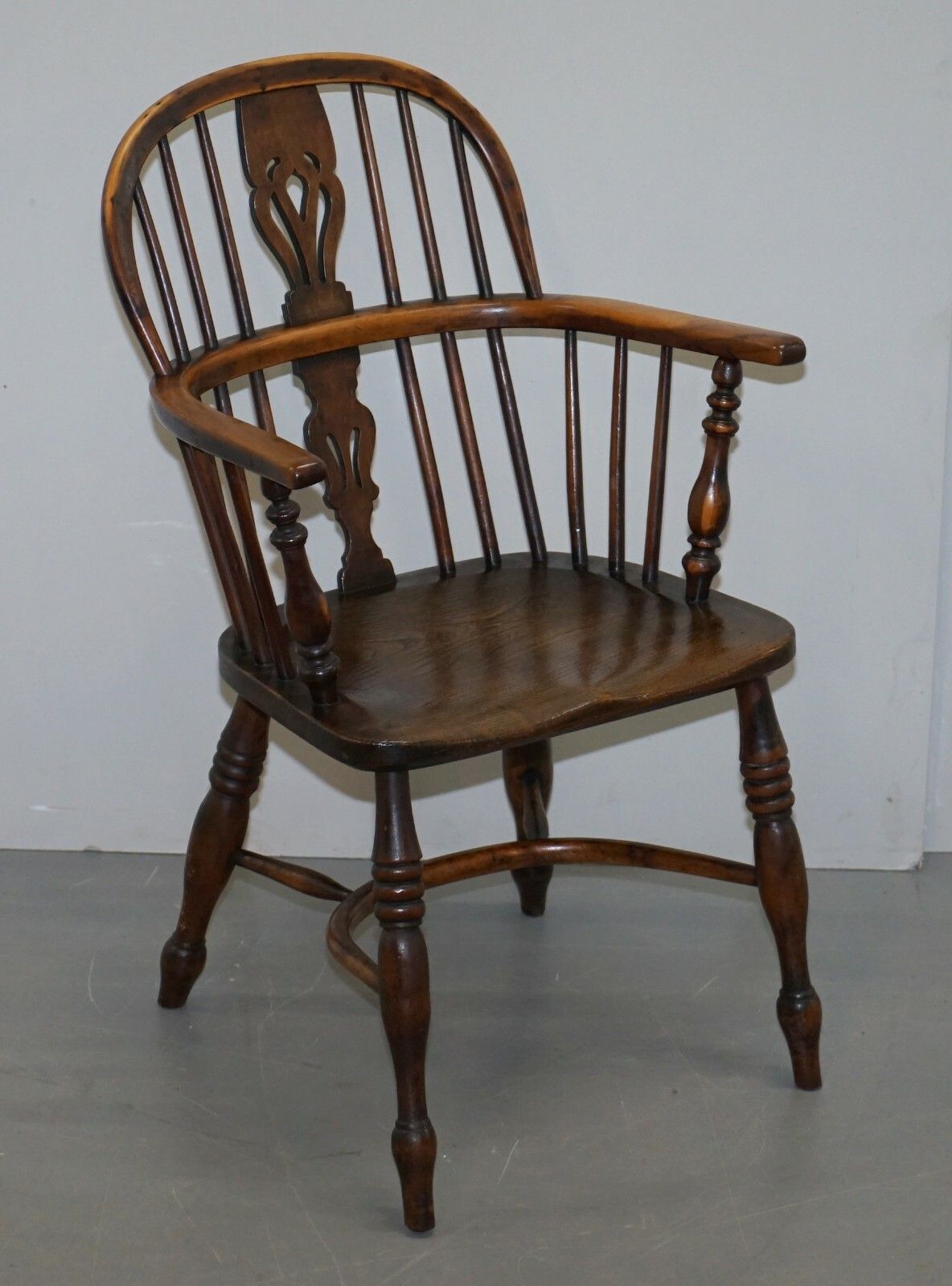 Furniture Pair Of Burr Yew Wood & Elm Windsor Armchairs Circa 1860 English Country House photo