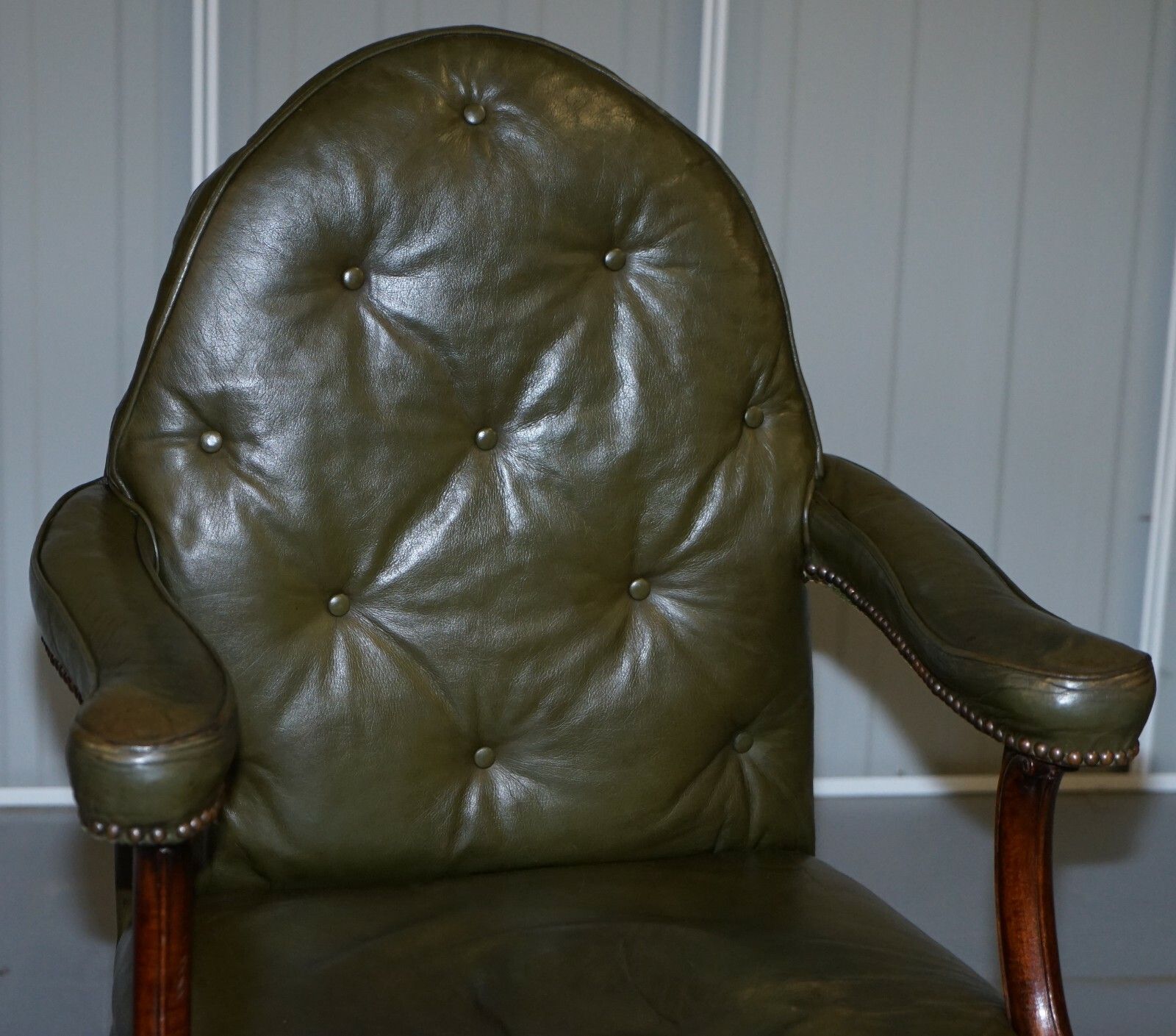 Circa 1800 Gothic Revival Georgian Irish Chesterfield Leather Carver Armchair photo Furniture