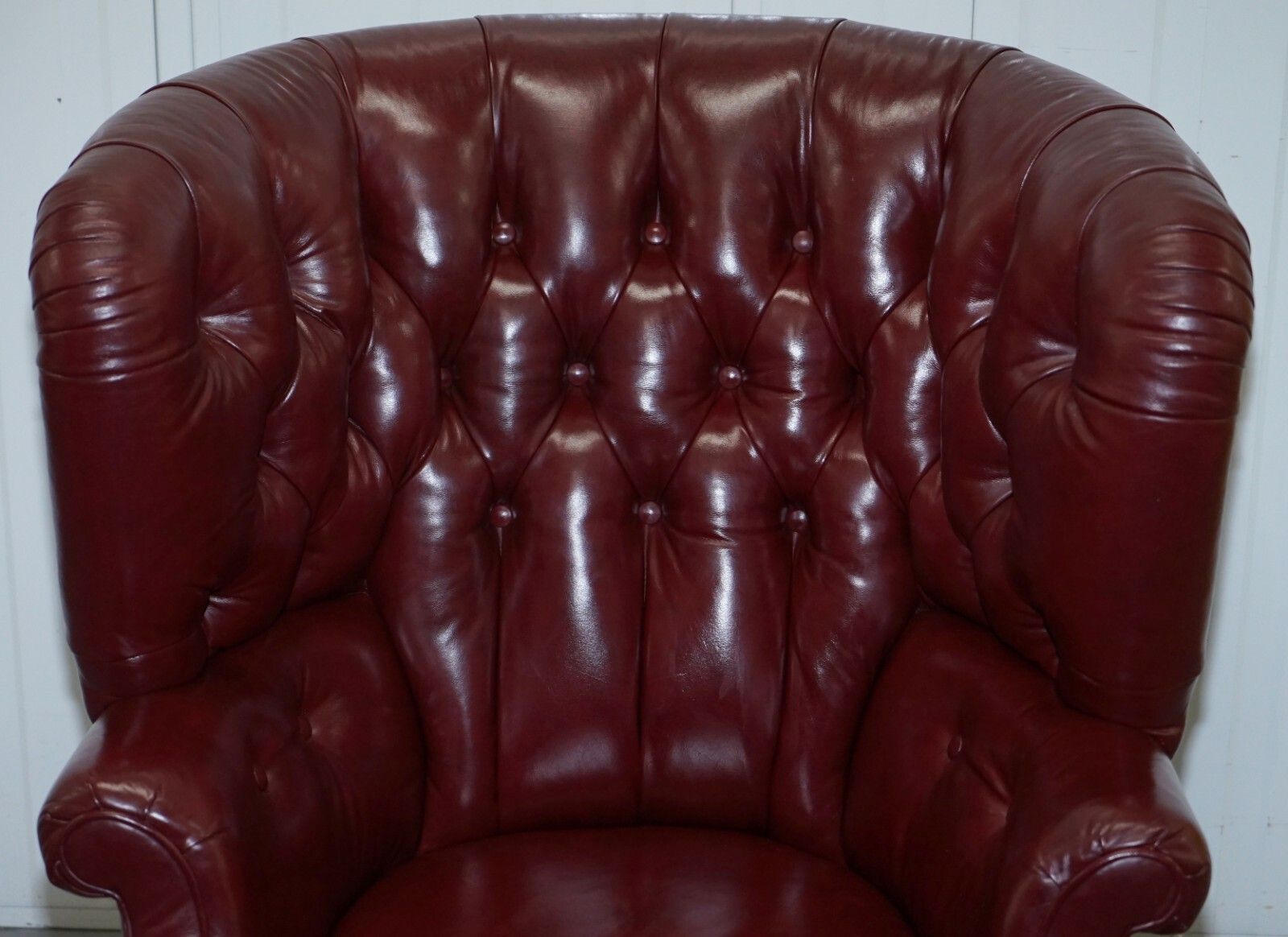 Rrp £7000 Oxblood Leather Baker Furniture Chesterfield Porters Barrel Armchair photo Furniture