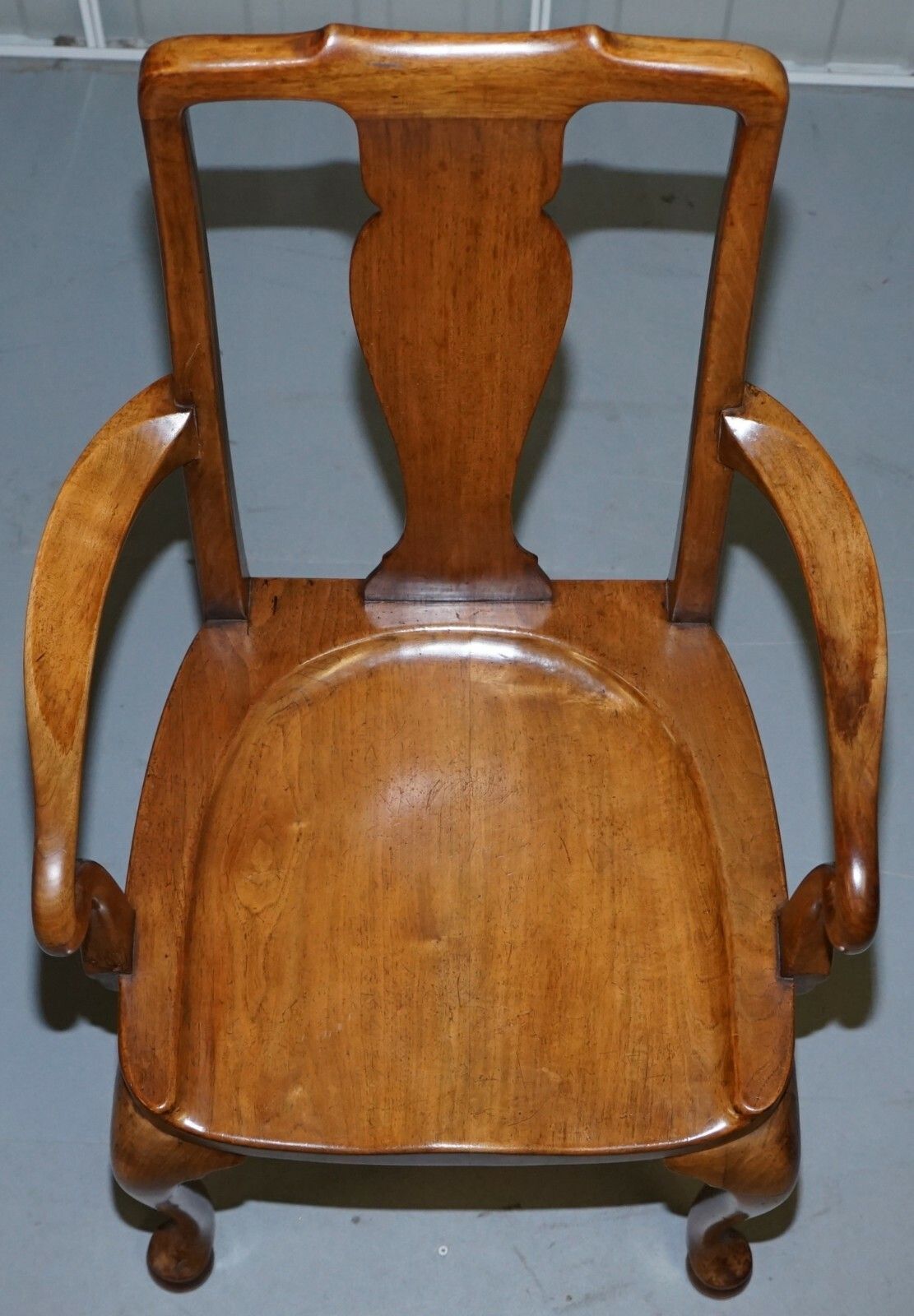 Lovely Victorian Howard & Son's Fully Stamped Office Desk Armchair In Walnut photo vinterior