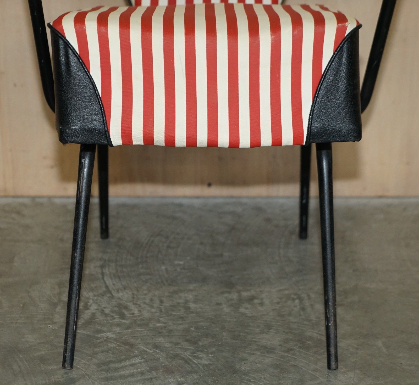 Rare Original Movie Prop 1950's American Salon Hairdresser Dinette Armchairs photo vinterior