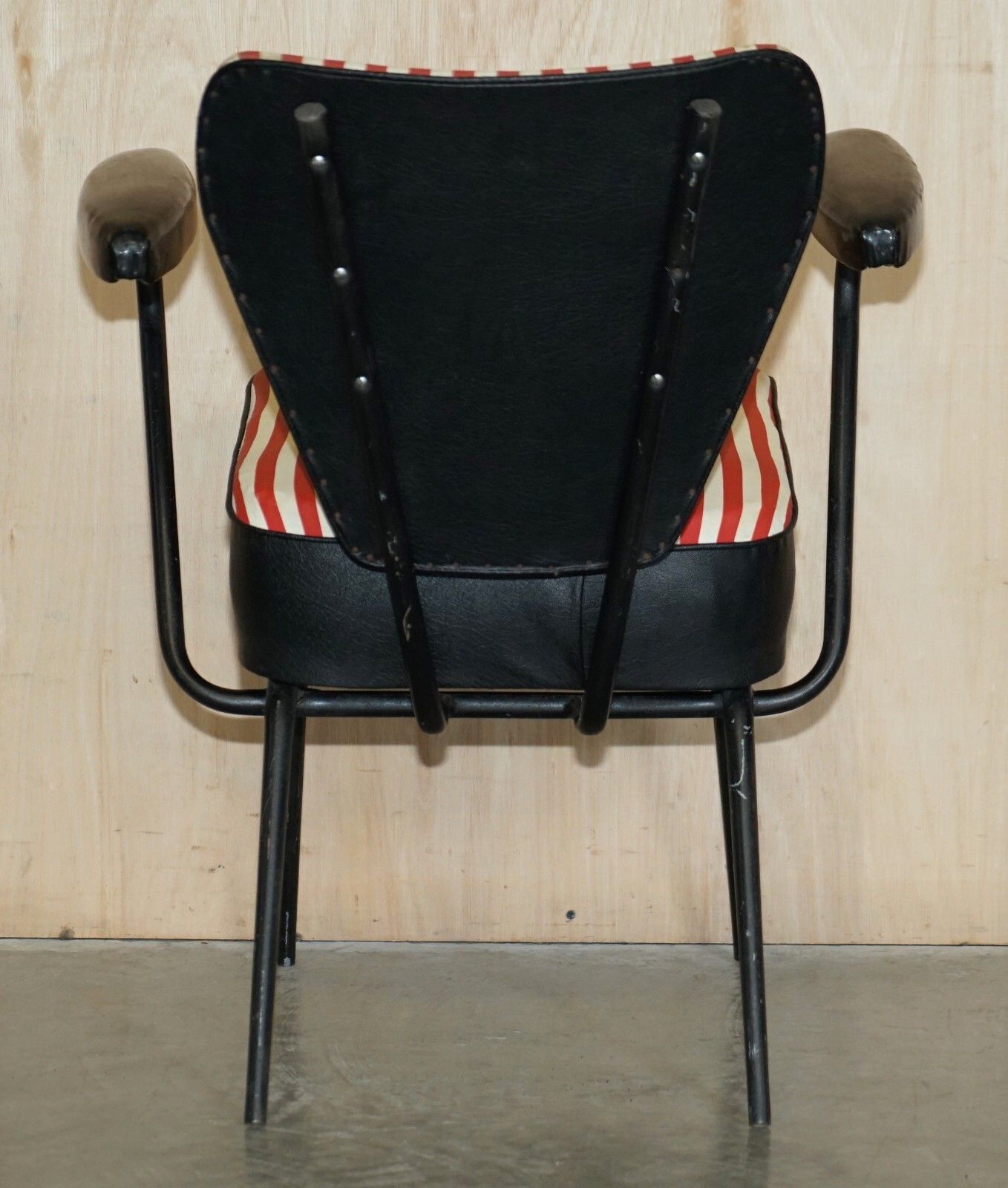 photo for sale Rare Original Movie Prop 1950's American Salon Hairdresser Dinette Armchairs