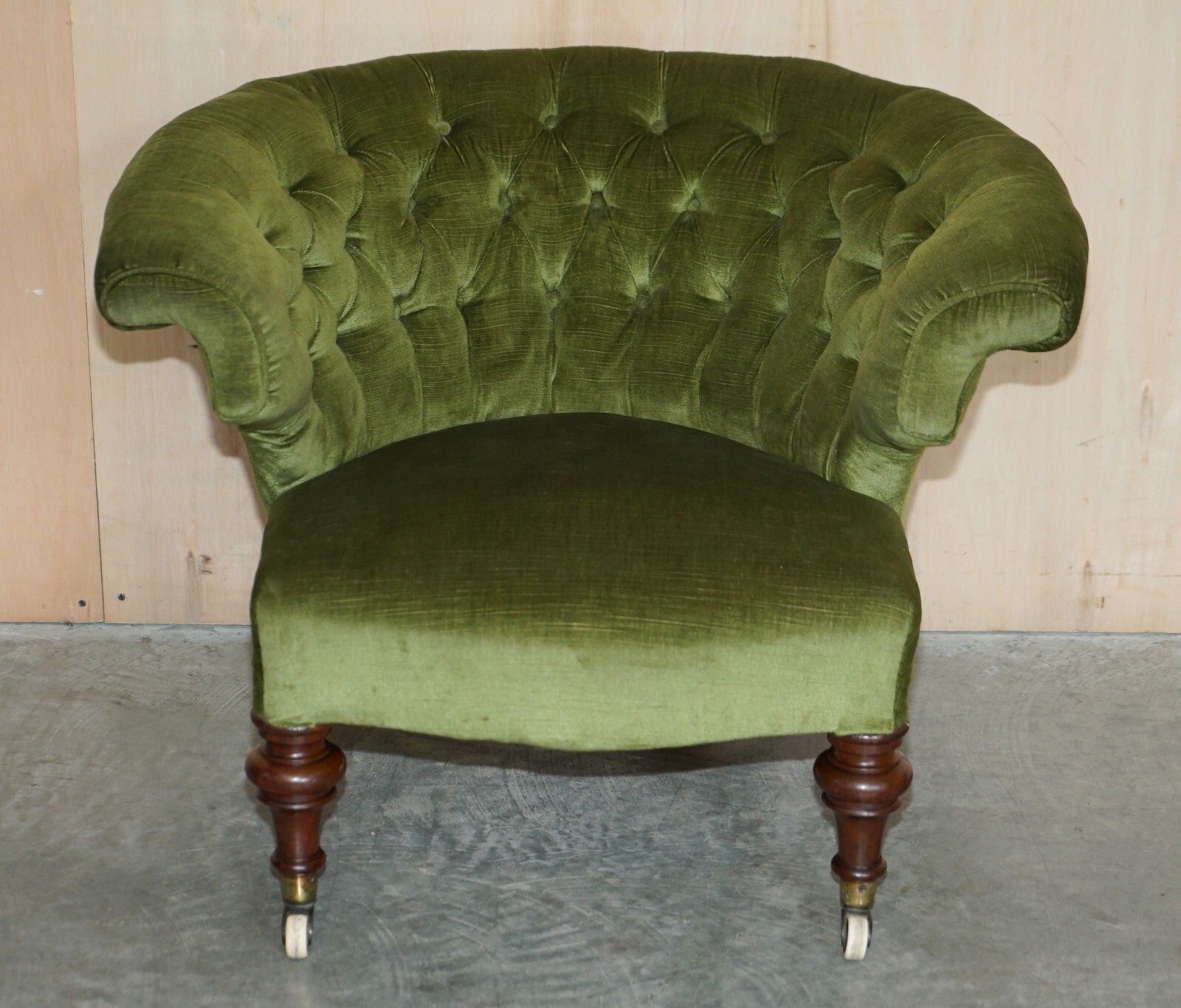 Original Regency 1810 20 Chesterfield Walnut Framed Green Library Tub Armchair photo furniture