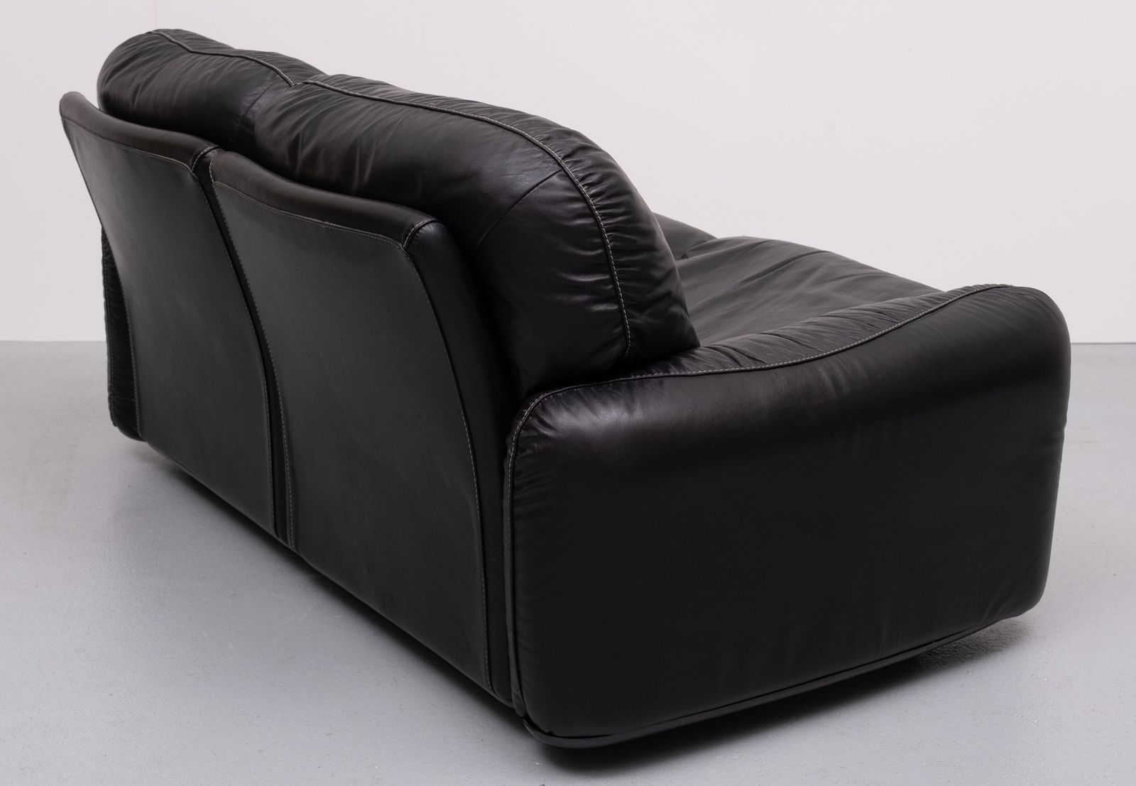 Black Leather Piumotto Sofa By Arrigo Arrigoni For Busnelli, Italy, 1970’s photo vintage