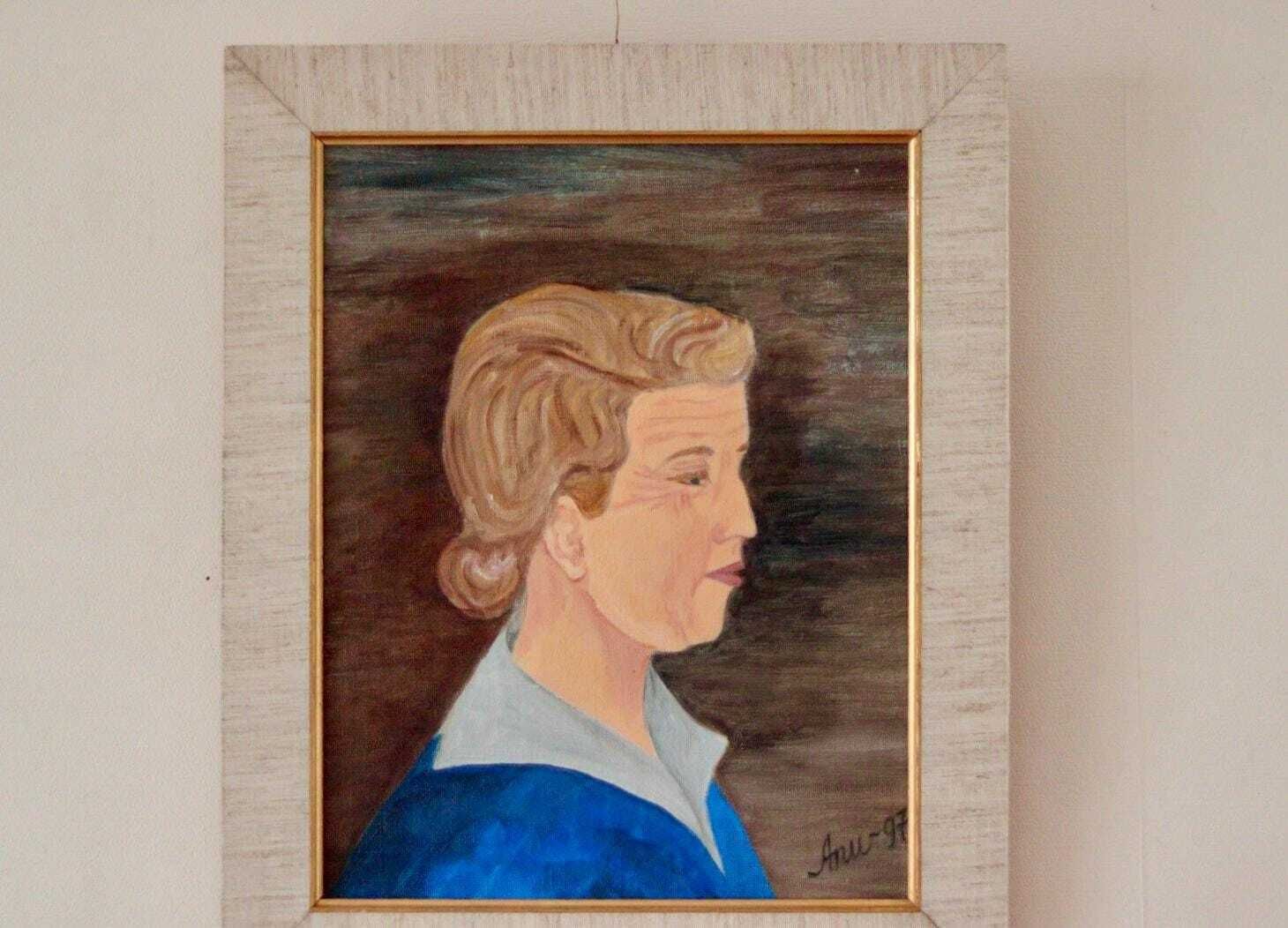 photo for sale Original Vintage Oil On Canvas – "Portrait Of A Woman" Anu 97 – Framed, 42.5 X 35 Cm (16.7" X 13.8")