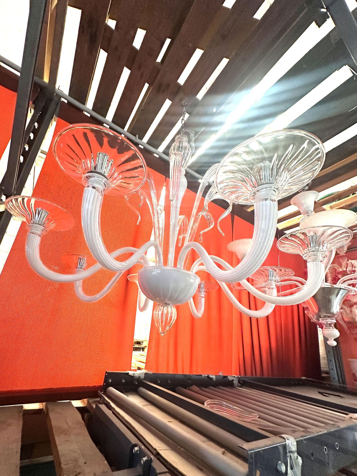 Contemporary White With Transparent Leaves And Boubeches Murano Glass Chandelier photo 7197.0