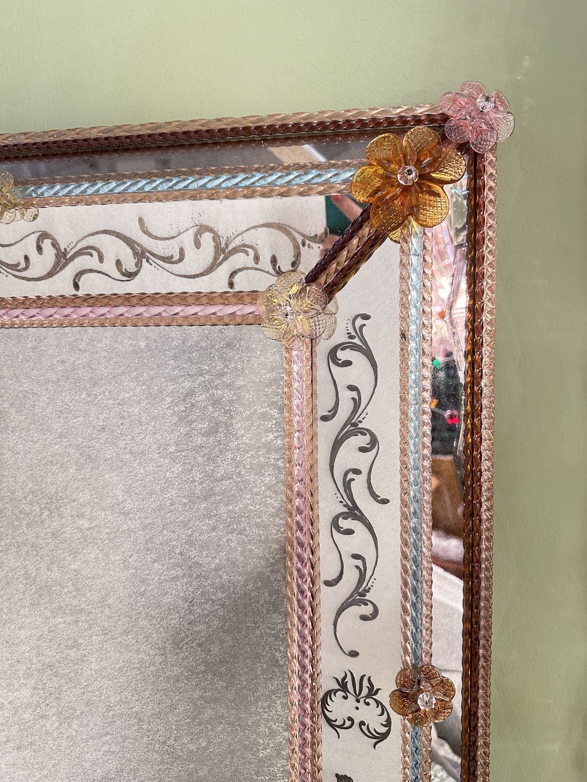 Venetian Nobles Figures With Flowers Hand Carving Mirror Murano Glass photo vinterior