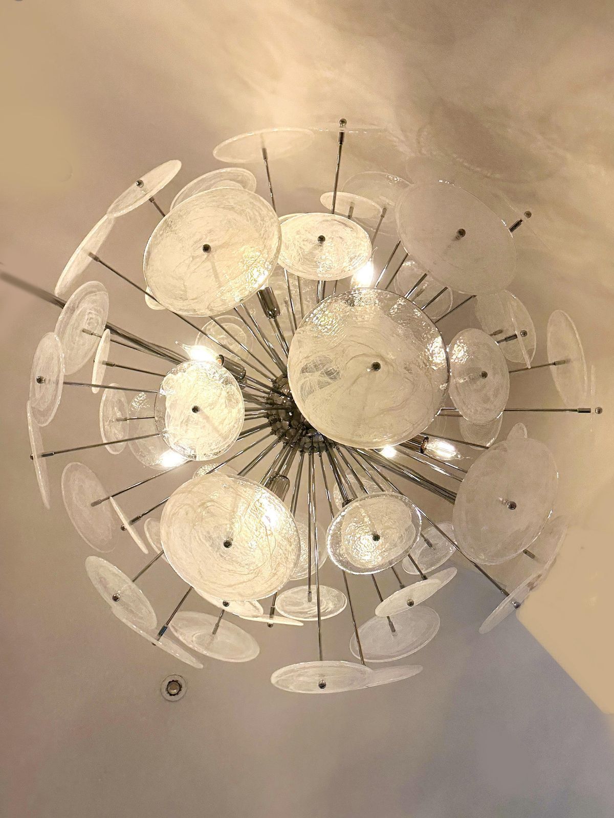 Contemporary Chromed Sputnik Chandelier With Venied White "Alabastro" Murano Glass Discs By Simoeng photo Lighting