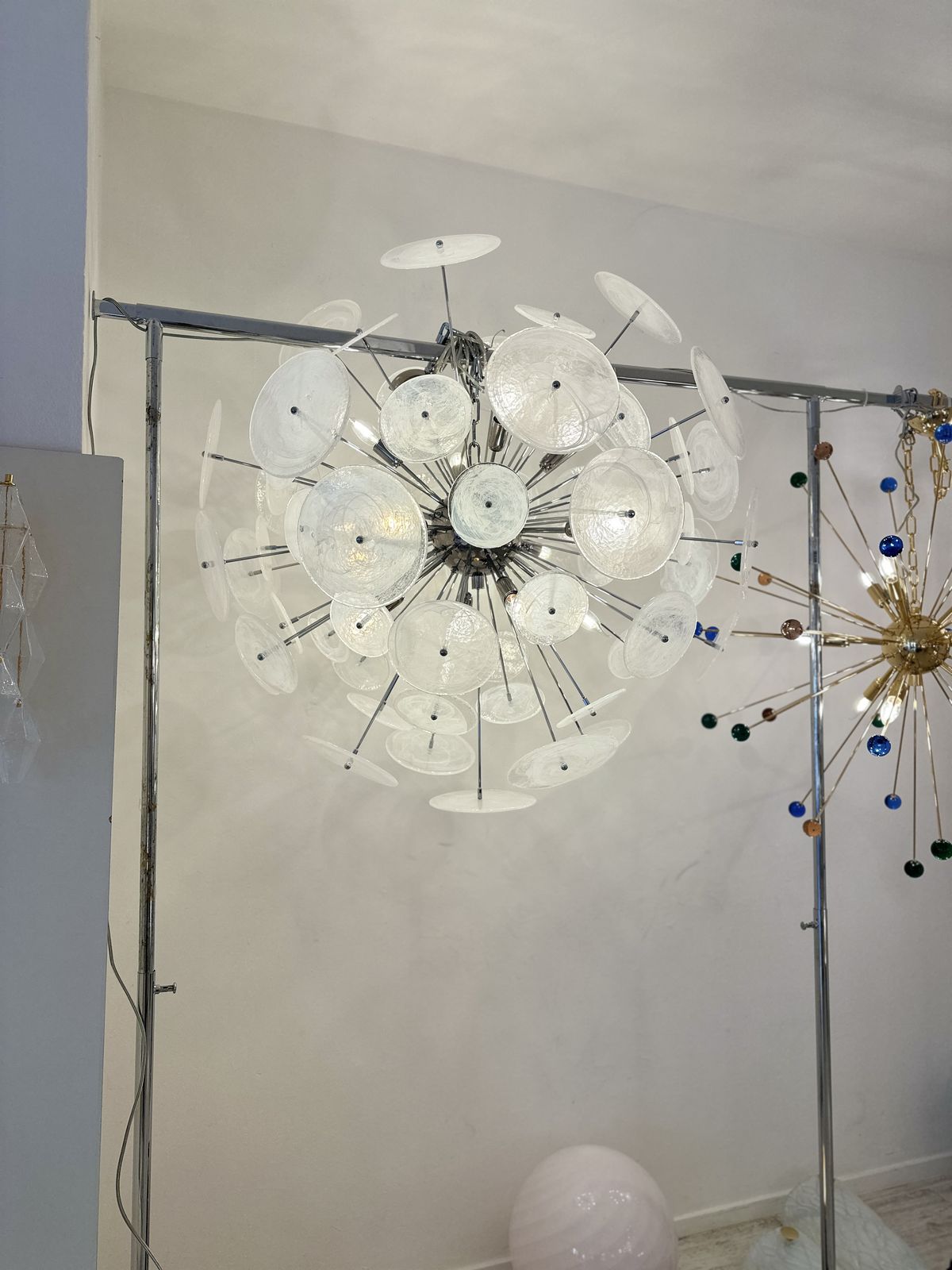 Contemporary Chromed Sputnik Chandelier With Venied White "Alabastro" Murano Glass Discs By Simoeng photo vintage