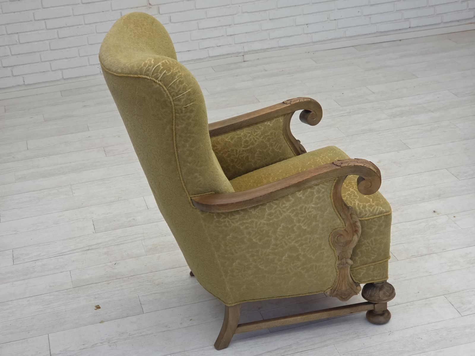 970.0 Ca. Jaren 1960, Deense Fauteuil Met Hoge Rug, Meubelbekleding Van Katoen/Wol, Massief Eikenhout. photo