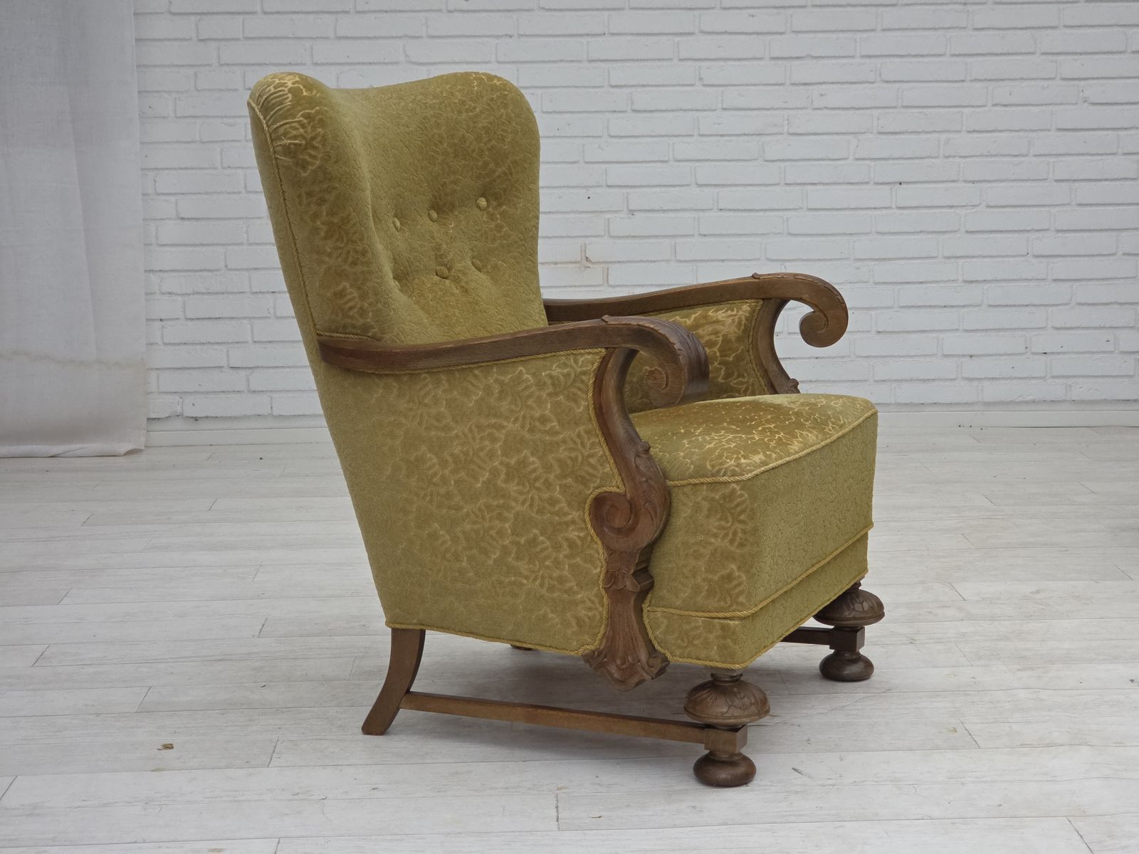Ca. Jaren 1960, Deense Fauteuil, Meubelstof Katoen/Wol, Massief Eikenhout. photo vintage