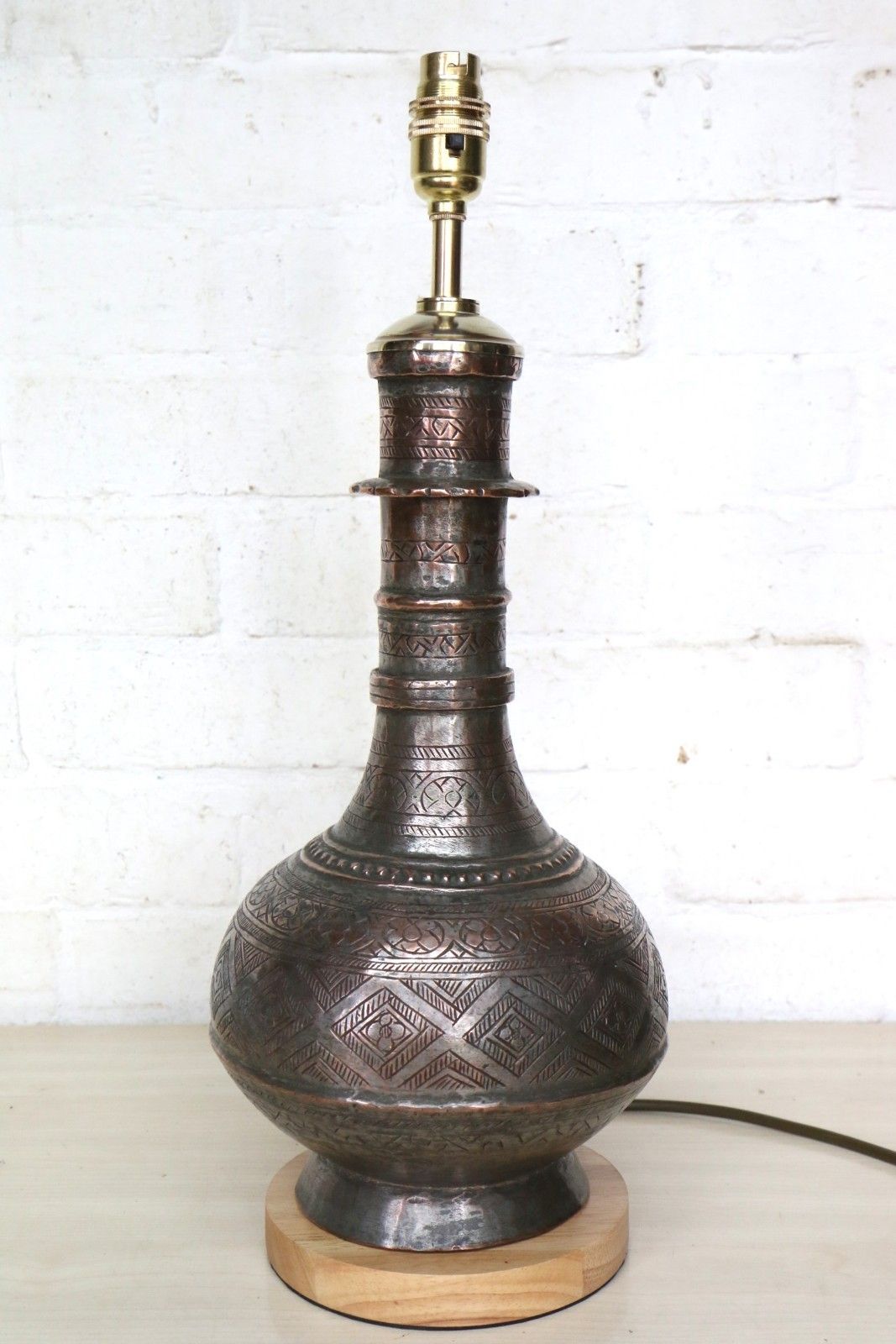 Table Lamp Antique Middle Eastern Copper Water Decanter Lamp Rustic Ethnic photo vinterior