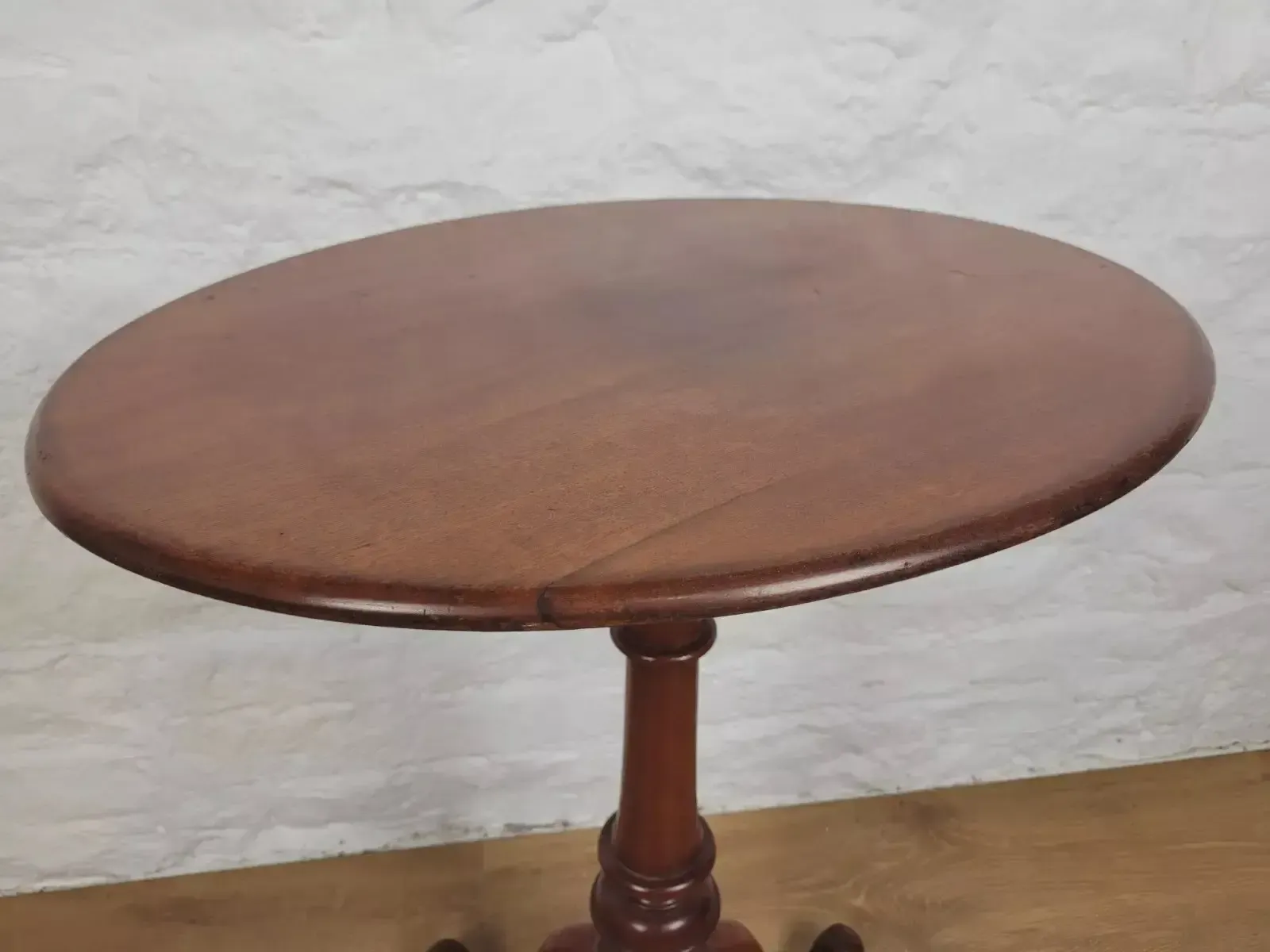 Victorian Tilt Top Table Mahogany English Mahogany photo 185.0