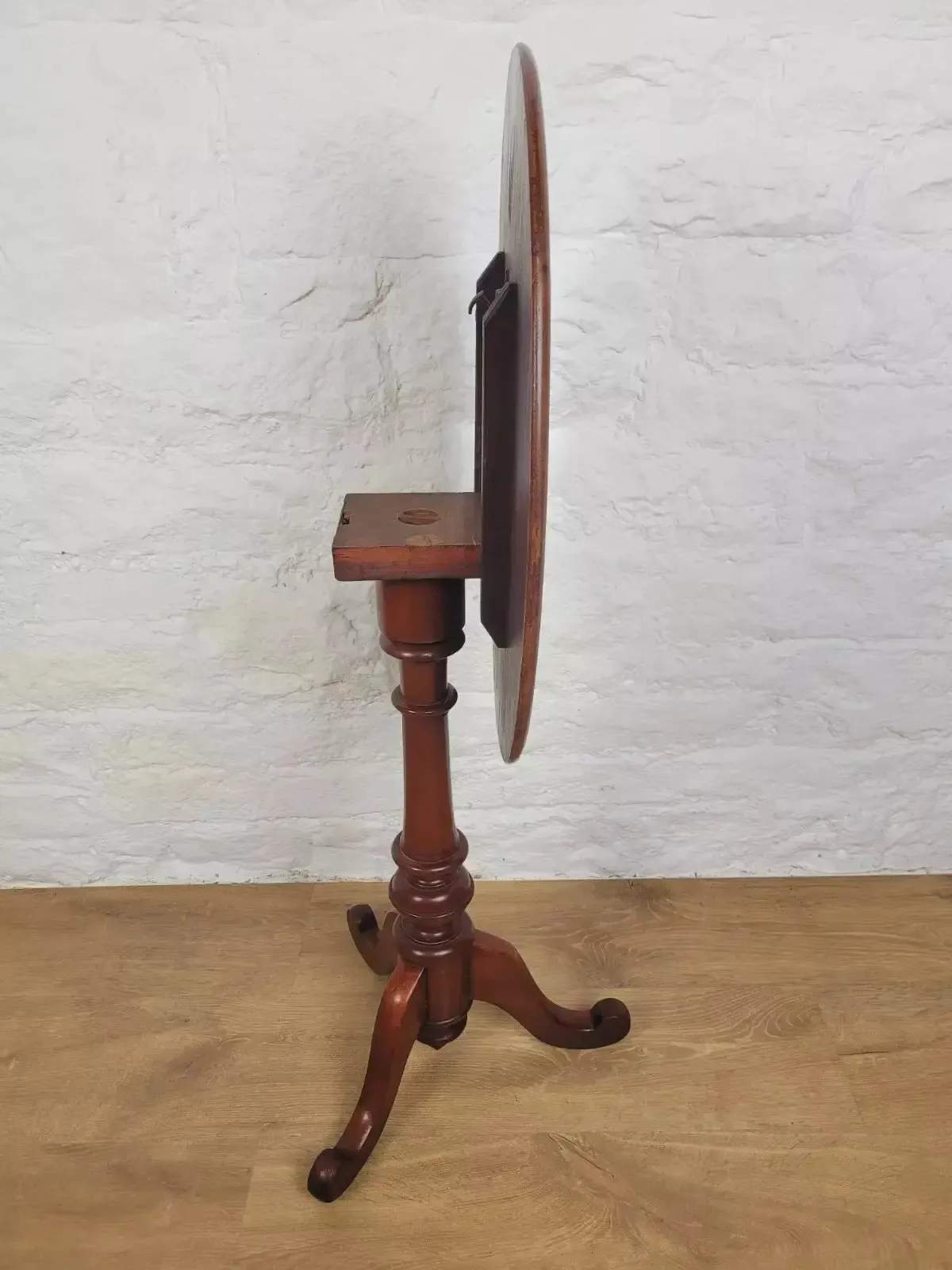 photo buy Victorian Tilt Top Table Mahogany English Mahogany