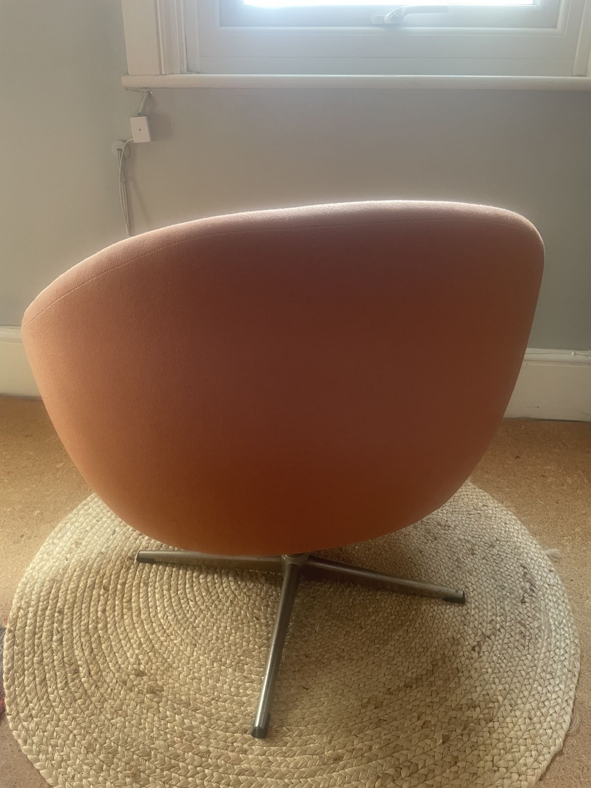 Egg Chair  Orange, Mid 20th Century photo vinterior