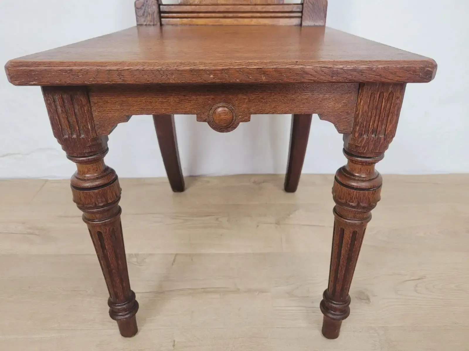 photo furniture Victorian Hall Chair Oak Carved 19thc Antique English