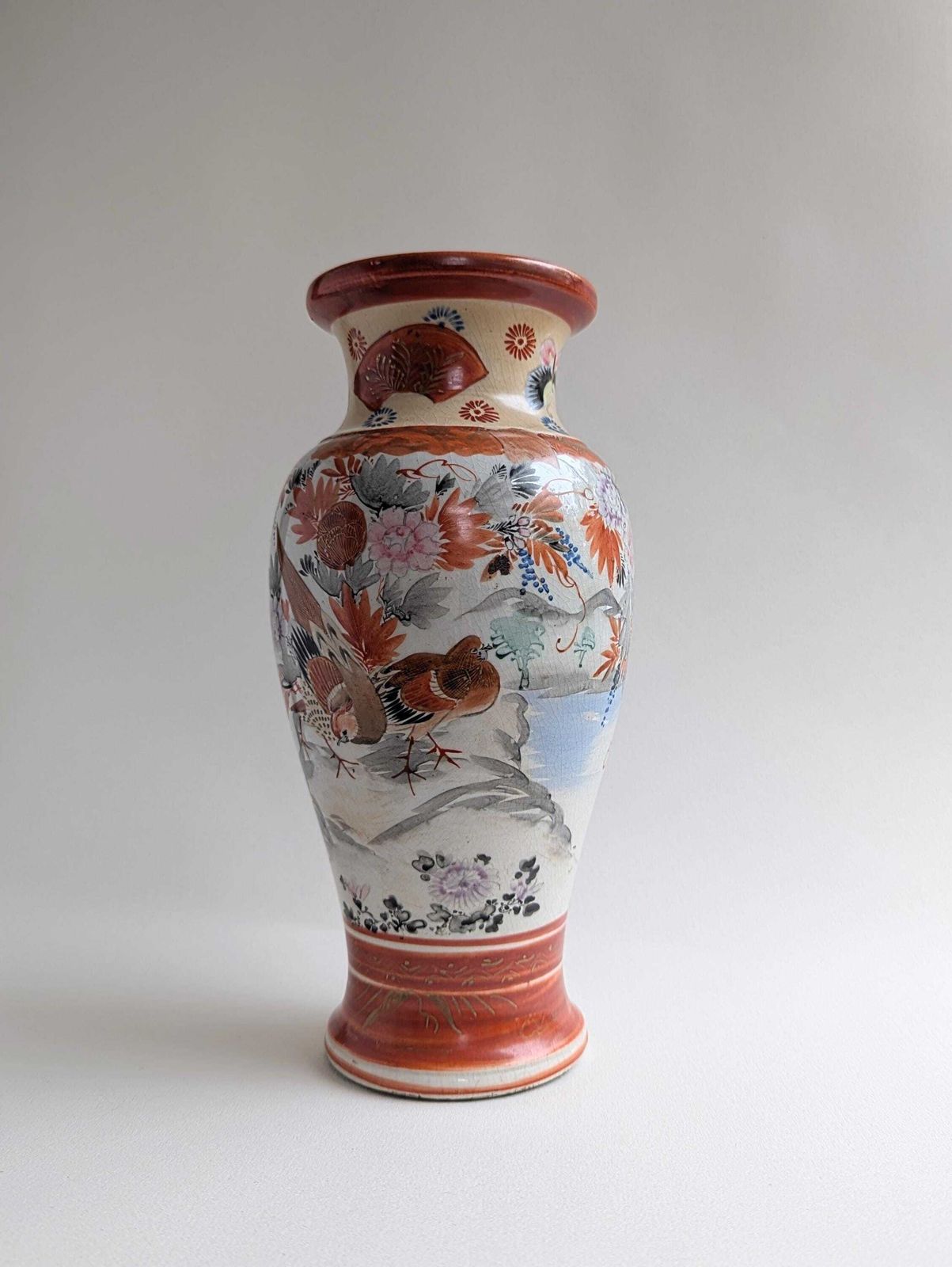 19th Century Red Japanese Meiji Kutani Vase, Hand Painted Gilt Porcelain photo vintage