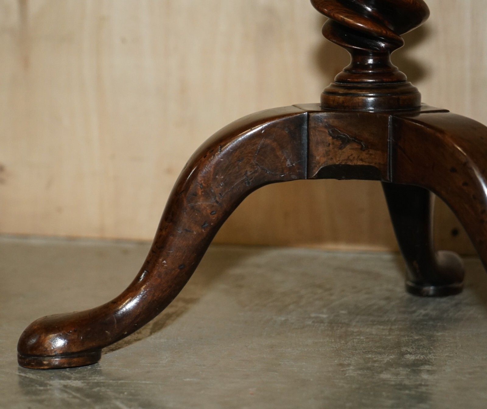 Exquisite Antique George III Circa 1800 Rosewood Side Table With Spiral Column photo vintage