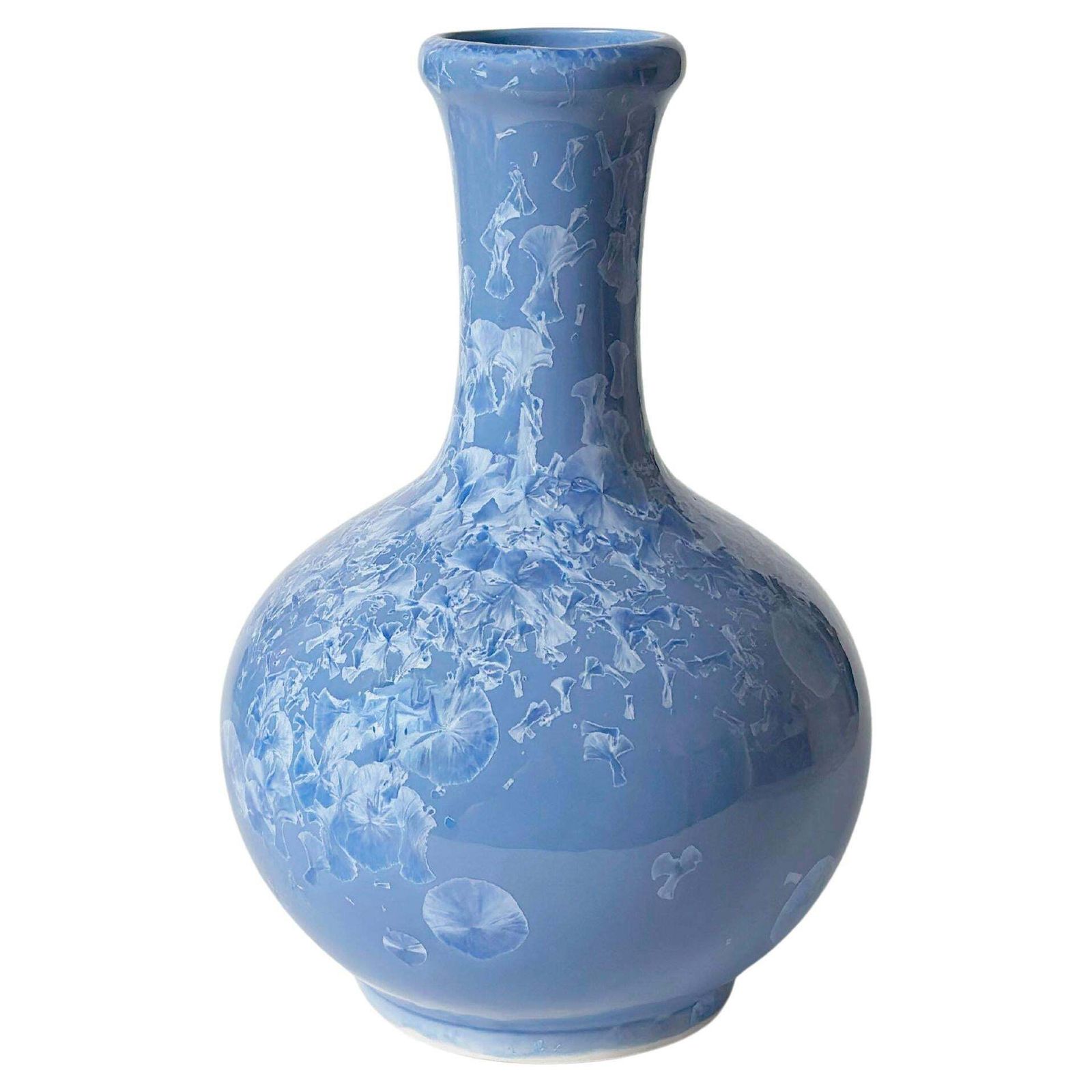 Cornflower Blue Chinese Yuhuchunping Vase With Crystalline Glaze, Circa 1970s