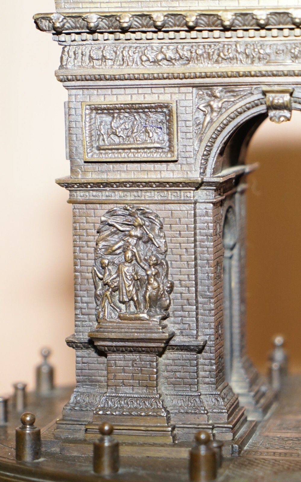 Rare 19th Century Leblanc Freres Grand Tour Bronze Statue Of The Arc De Triomph photo vinterior