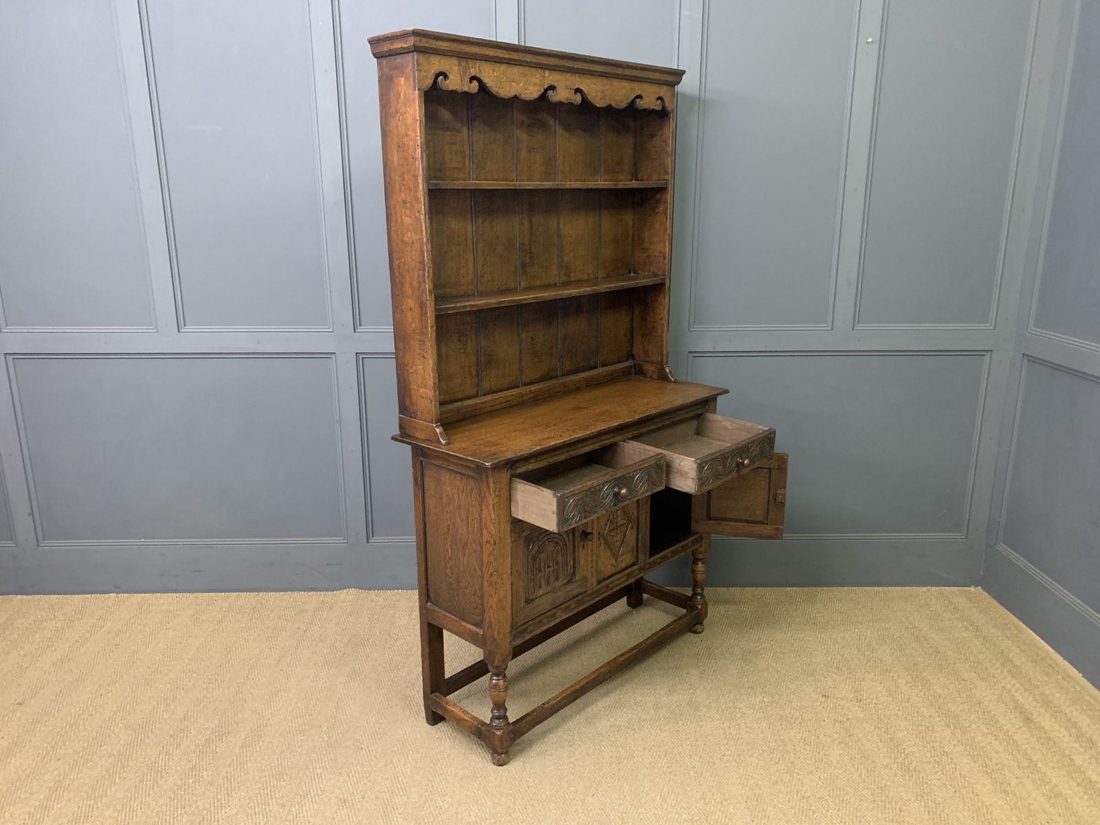 Ipswich Oak Dresser, 1910s, Antique photo buy