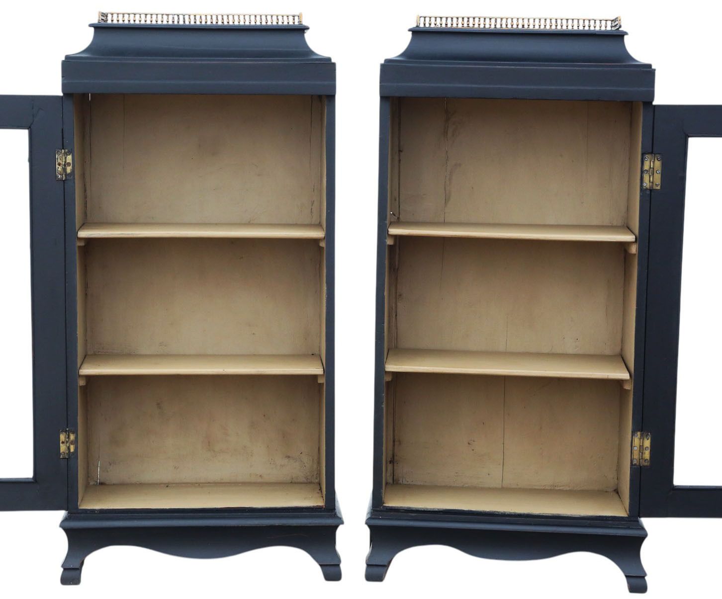 Antique Pair Of 19th Century Painted Pier Cabinets / Bookcases – Fine Quality Display Furniture photo Furniture