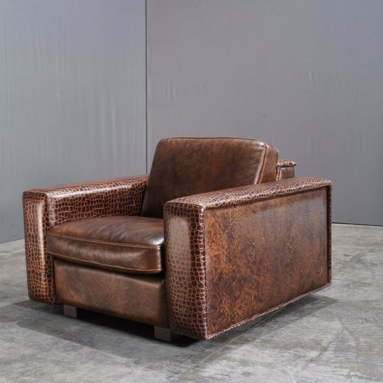 Gamma Arredamenti Brown Crocodile Leather Kelly Armchair photo for sale