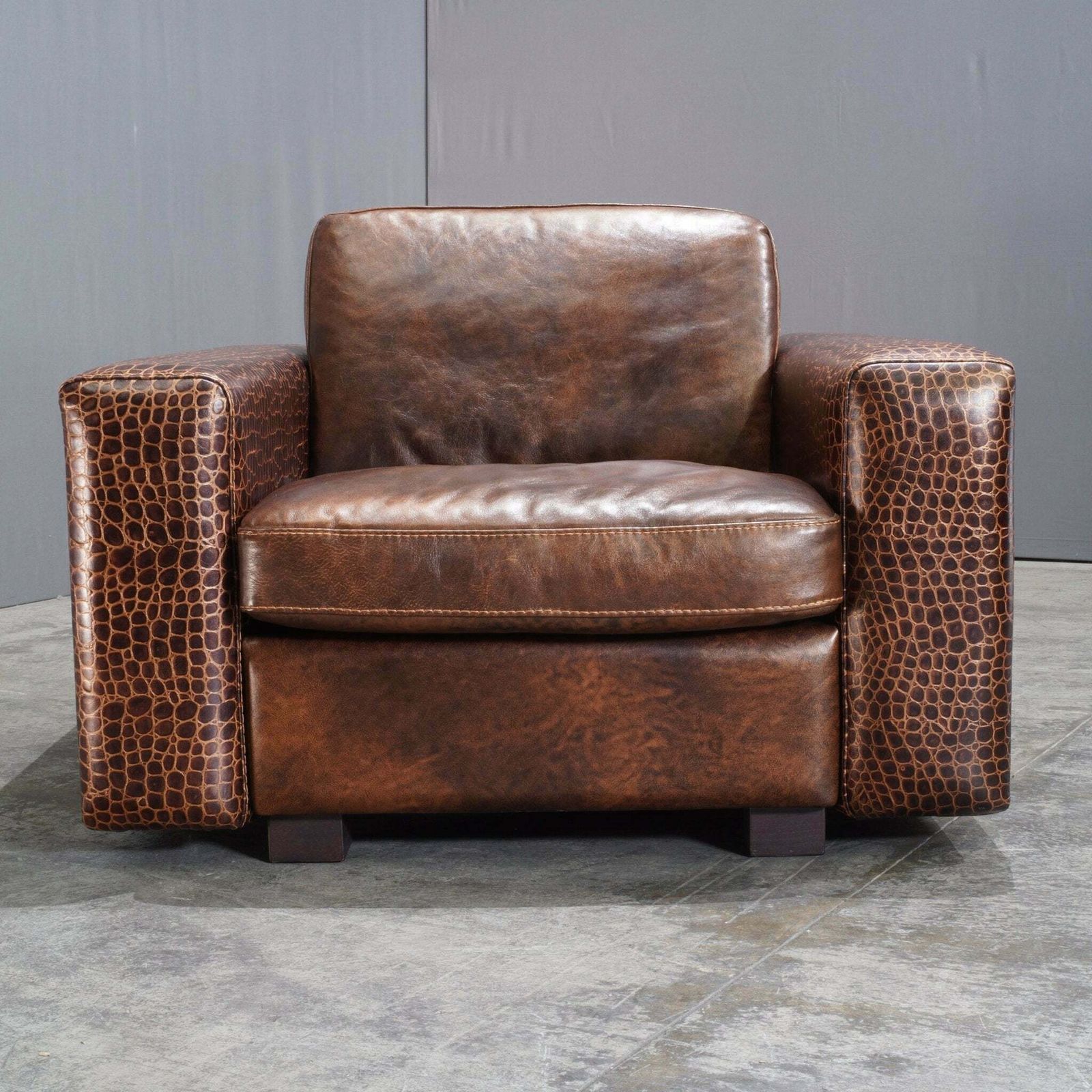 Gamma Arredamenti Brown Crocodile Leather Kelly Armchair photo vintage