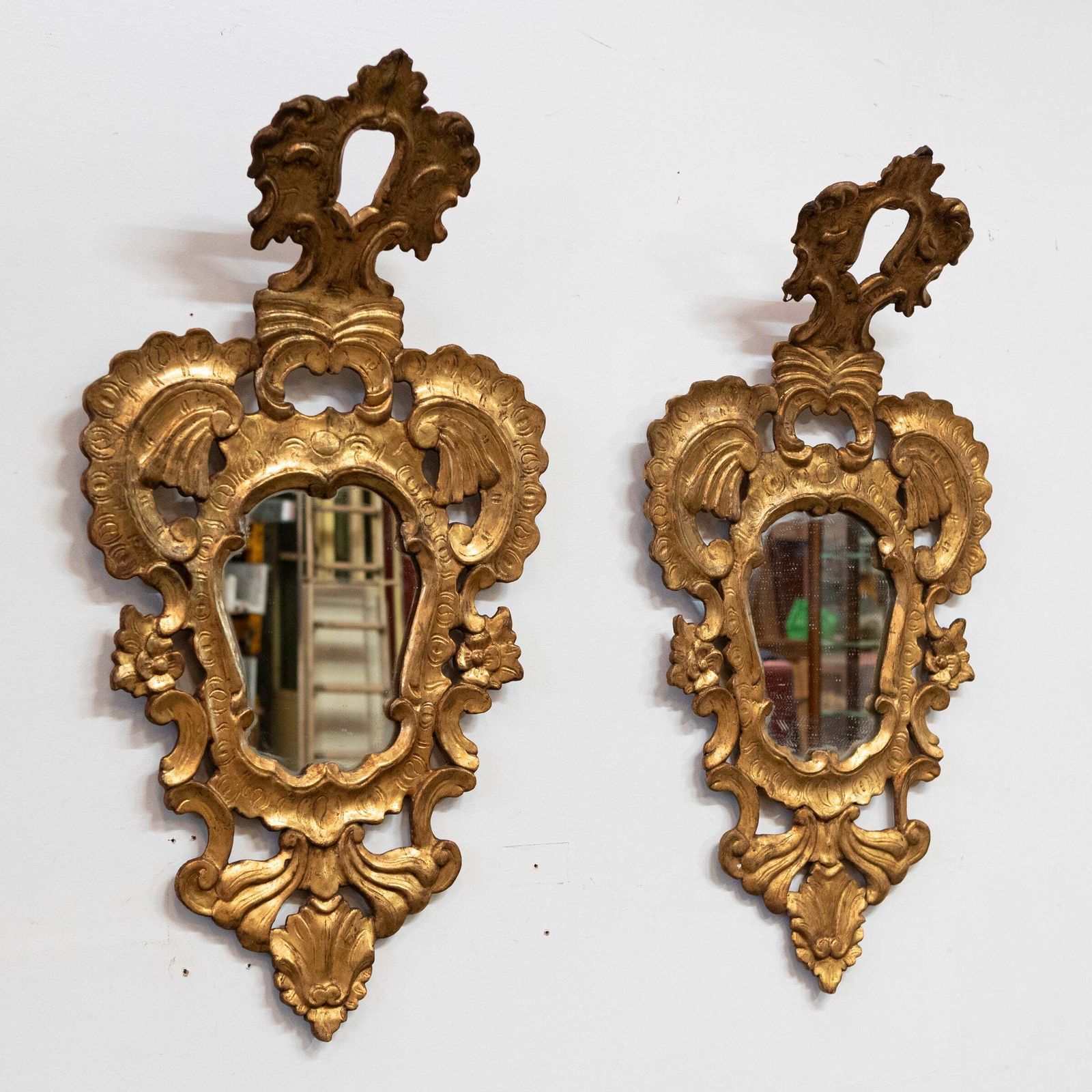 Pair Of Antique Italian Giltwood Ornate Mirrors photo vinterior
