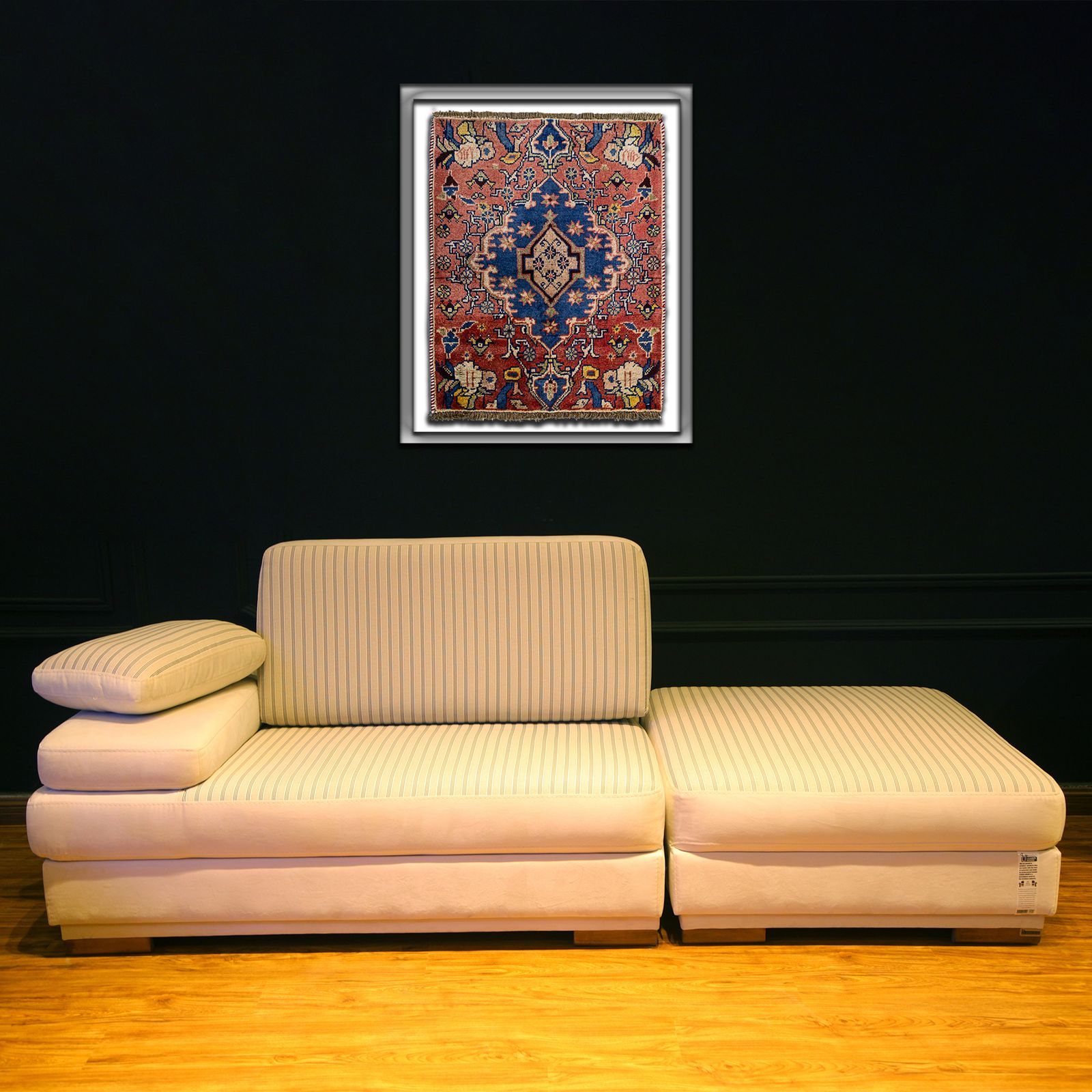 Vintage Shiraz Matt 65x52cm photo furniture