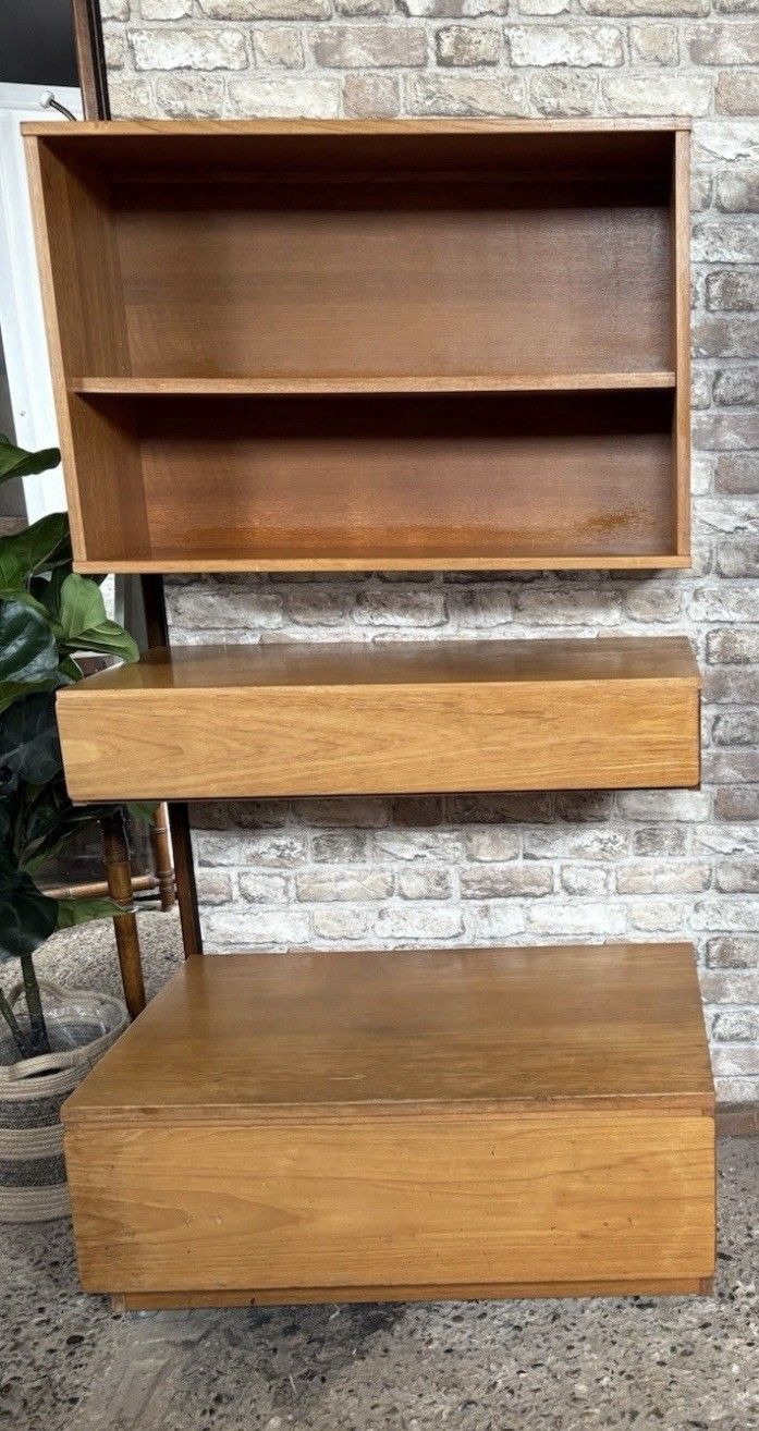 Vintage Beaver & Tapley 33 Teak Wall Bookcase – Shelving Mid Century Mcm