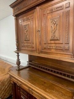 Tall Mahogany Dresser photo for sale