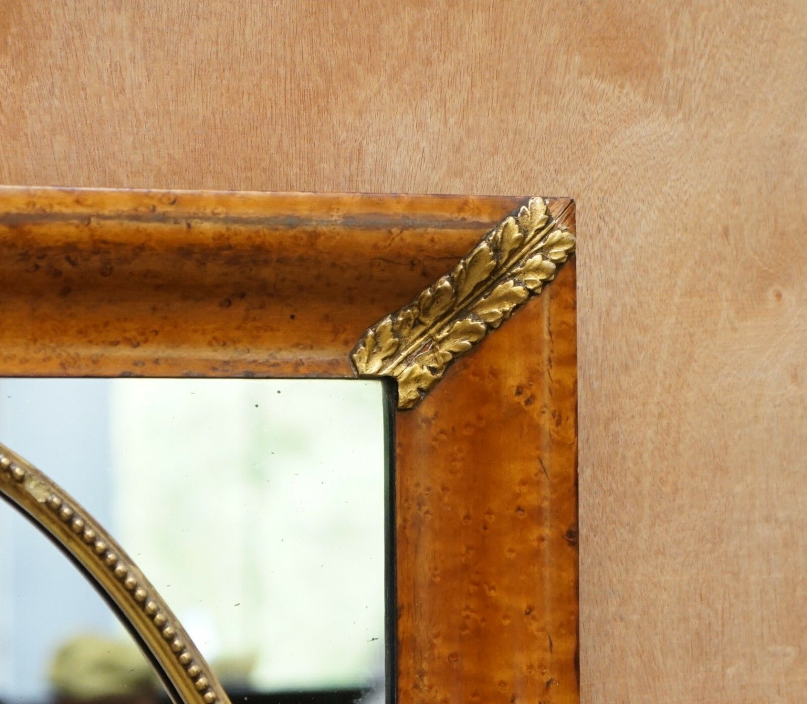 photo furniture Stunning 19th Century Burr Walnut French Mirror With Giltwood Decoration