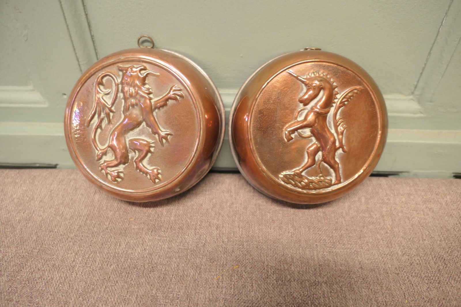 Two 19th Century Jelly Moulds, The Lion And The Unicorn photo vinterior