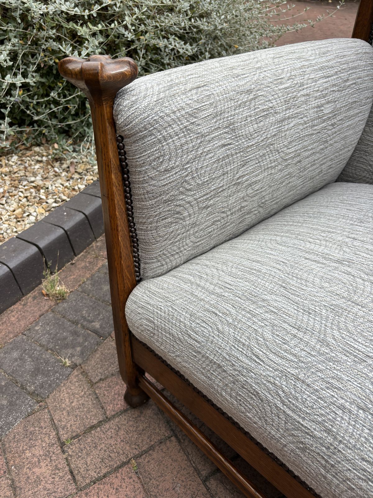 photo furniture Walter Cave Arts & Crafts Settee