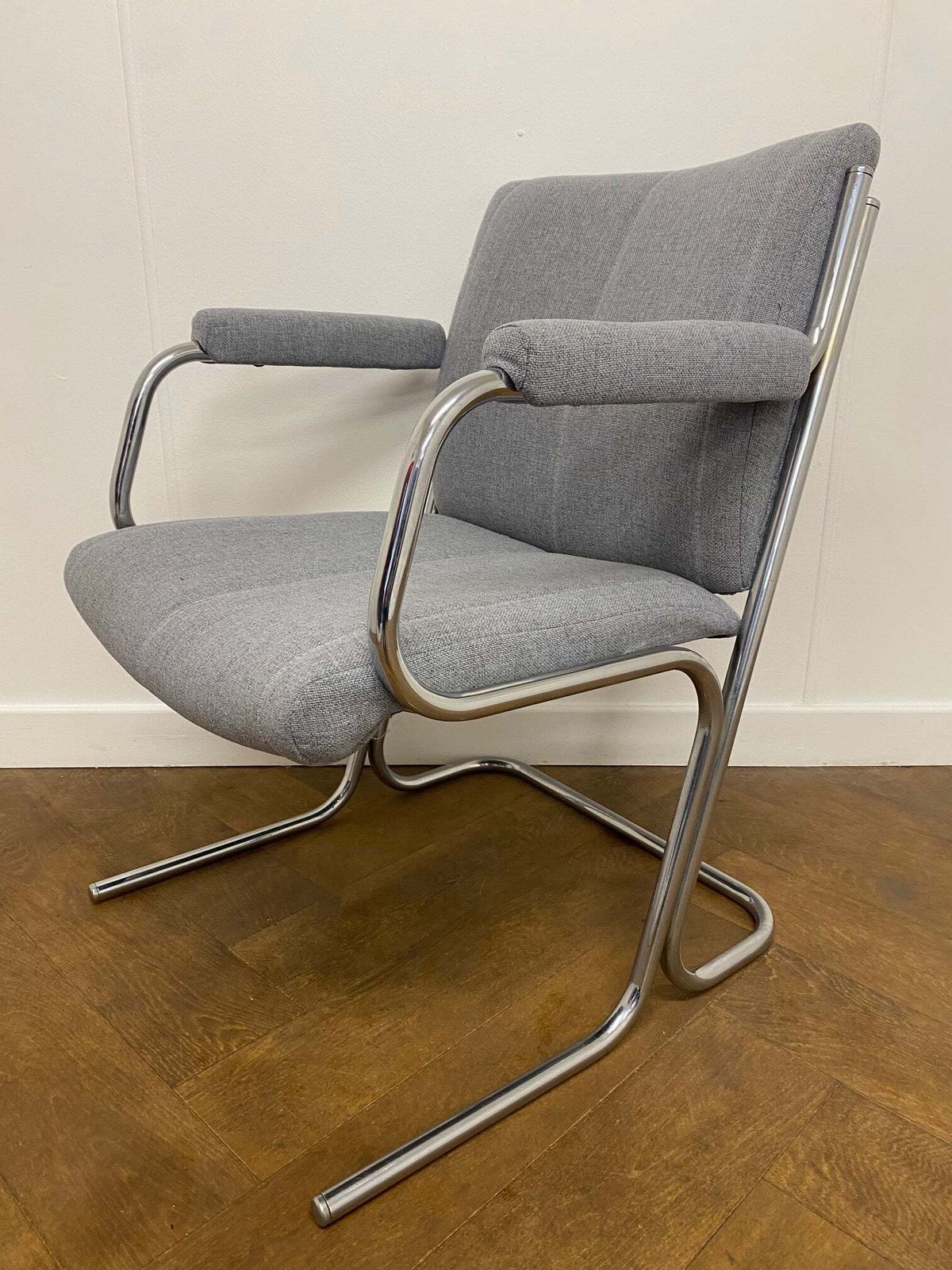 Vintage 1970's Waiting Room Reverse Chrome Cantilever Frame Armchair (Set Of 3) photo furniture
