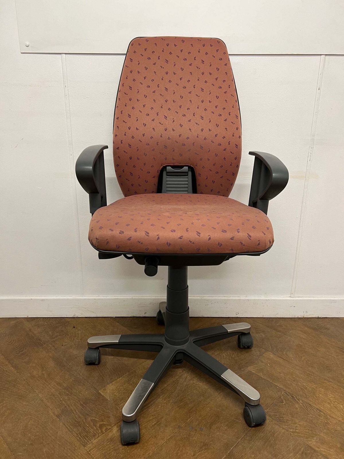 Vintage Sedus High Back Executive Swivel Chairs (Circa 1980's) photo vinterior
