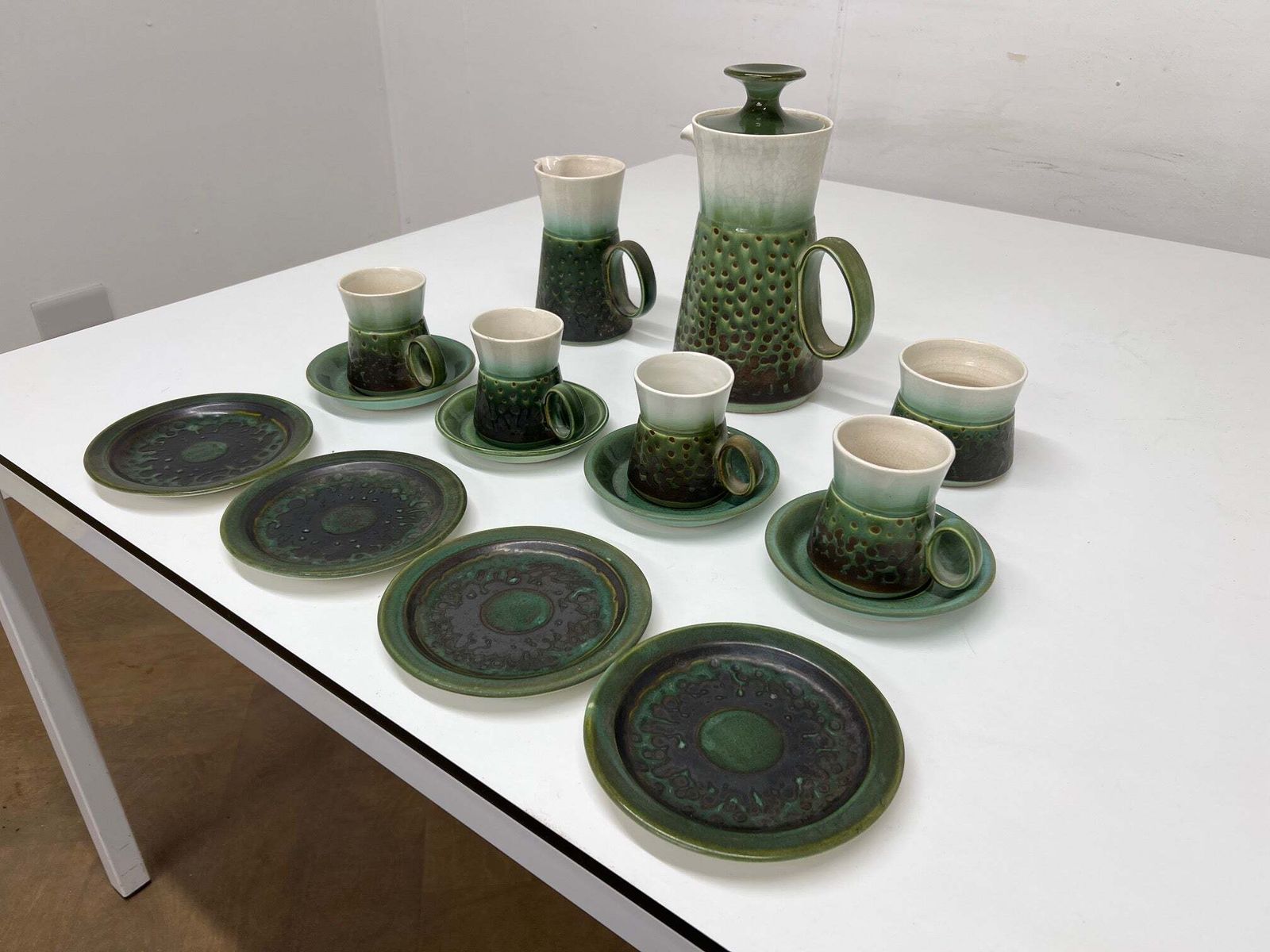 Vintage Retro 1970's Iden Studio Pottery 15 Piece Green Coffee Pot Set. photo Home Decor