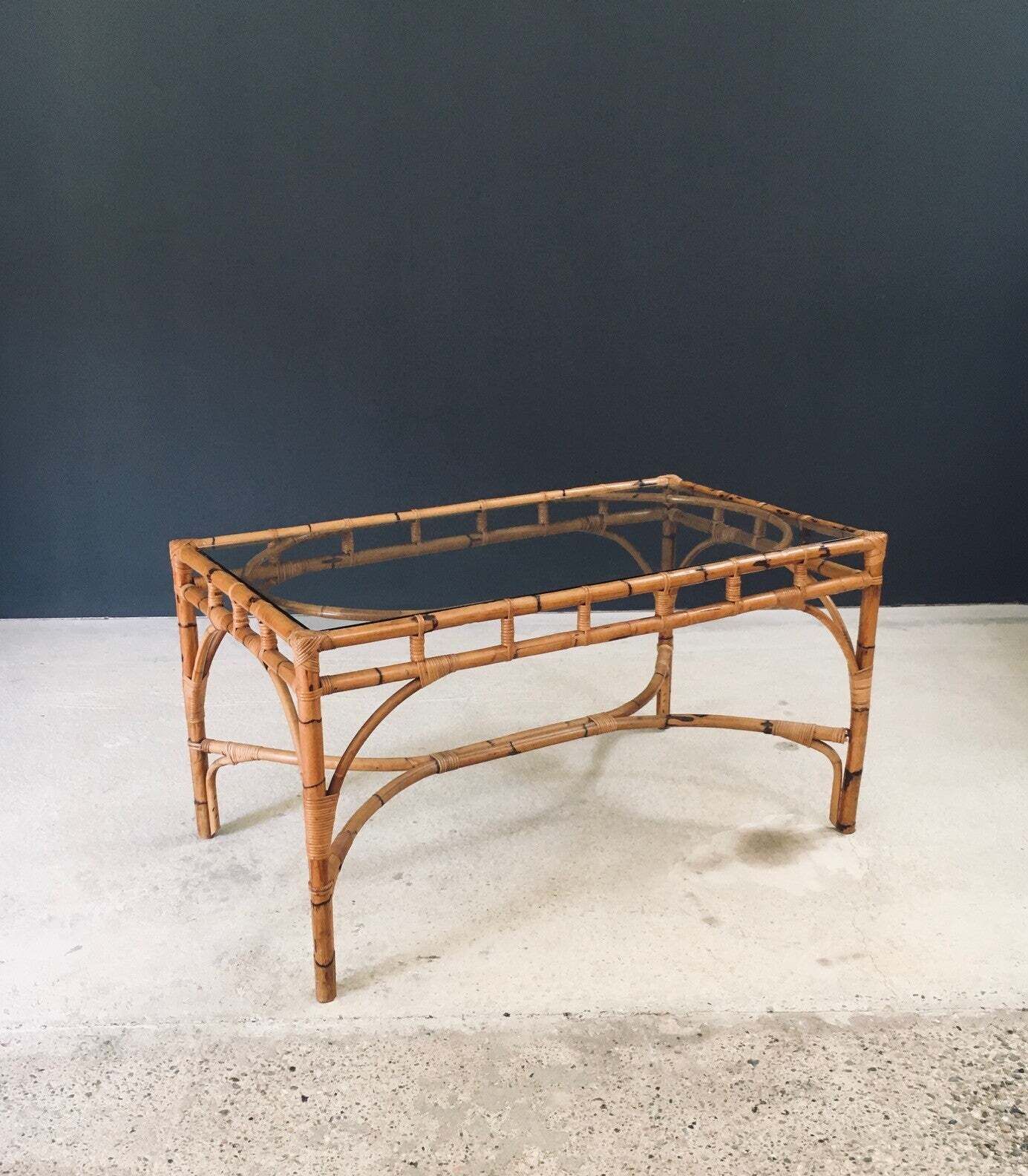 Mid Century Design Chippendale Stijl Bamboe Eettafel, Italië, Ca. Jaren 1960 photo for sale