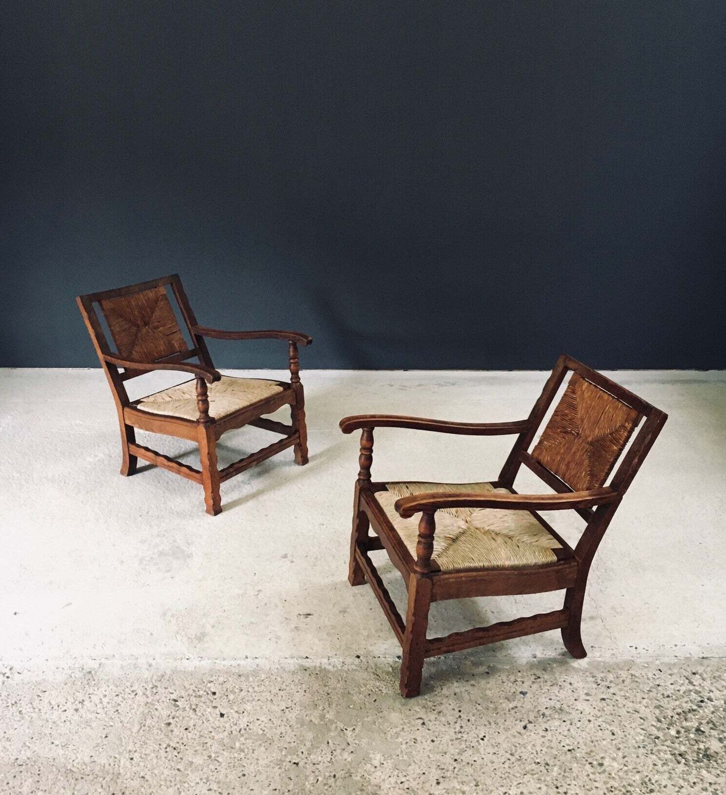 Arts & Crafts Handcrafted Low Lounge Armchairs, Belgium 1920's / 2 photo vinterior